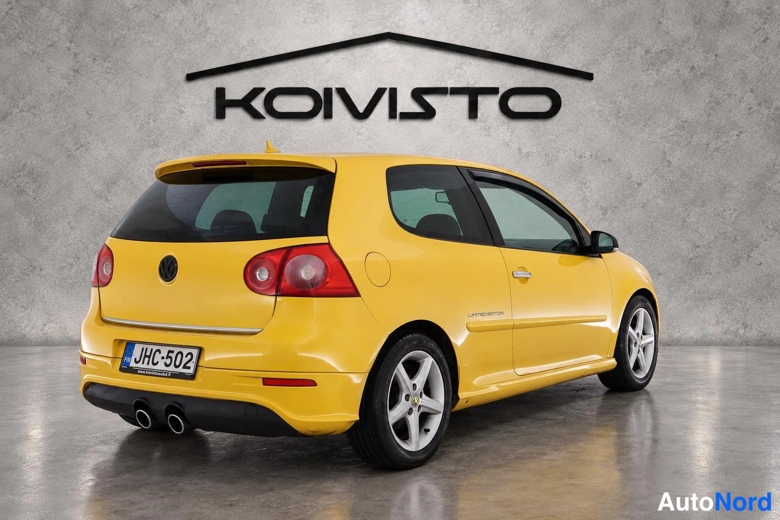 Keltainen Volkswagen Golf 2006, takaviisto, kuva 6