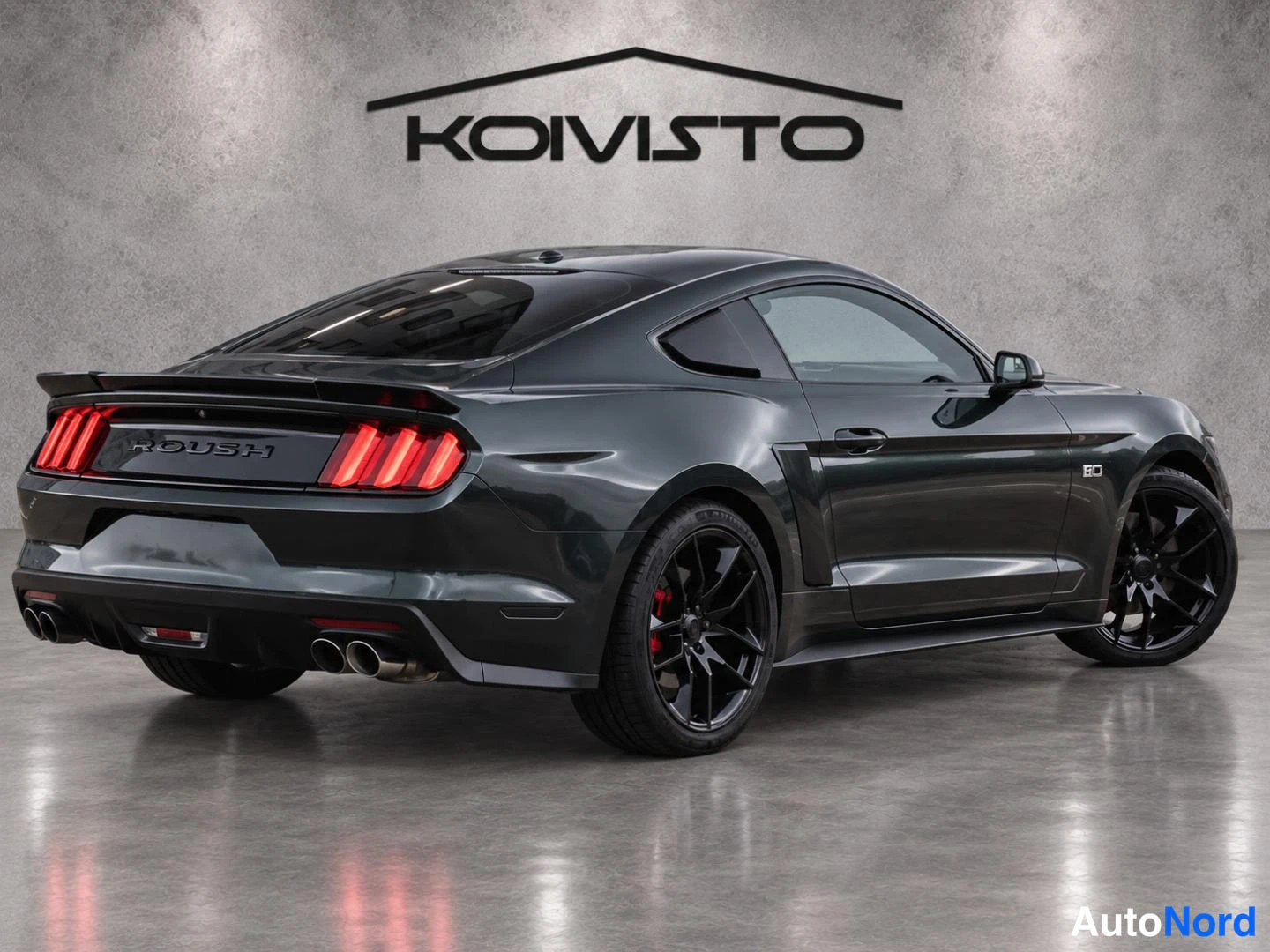 Vihreä Ford Mustang 2015, takaviisto, kuva 3