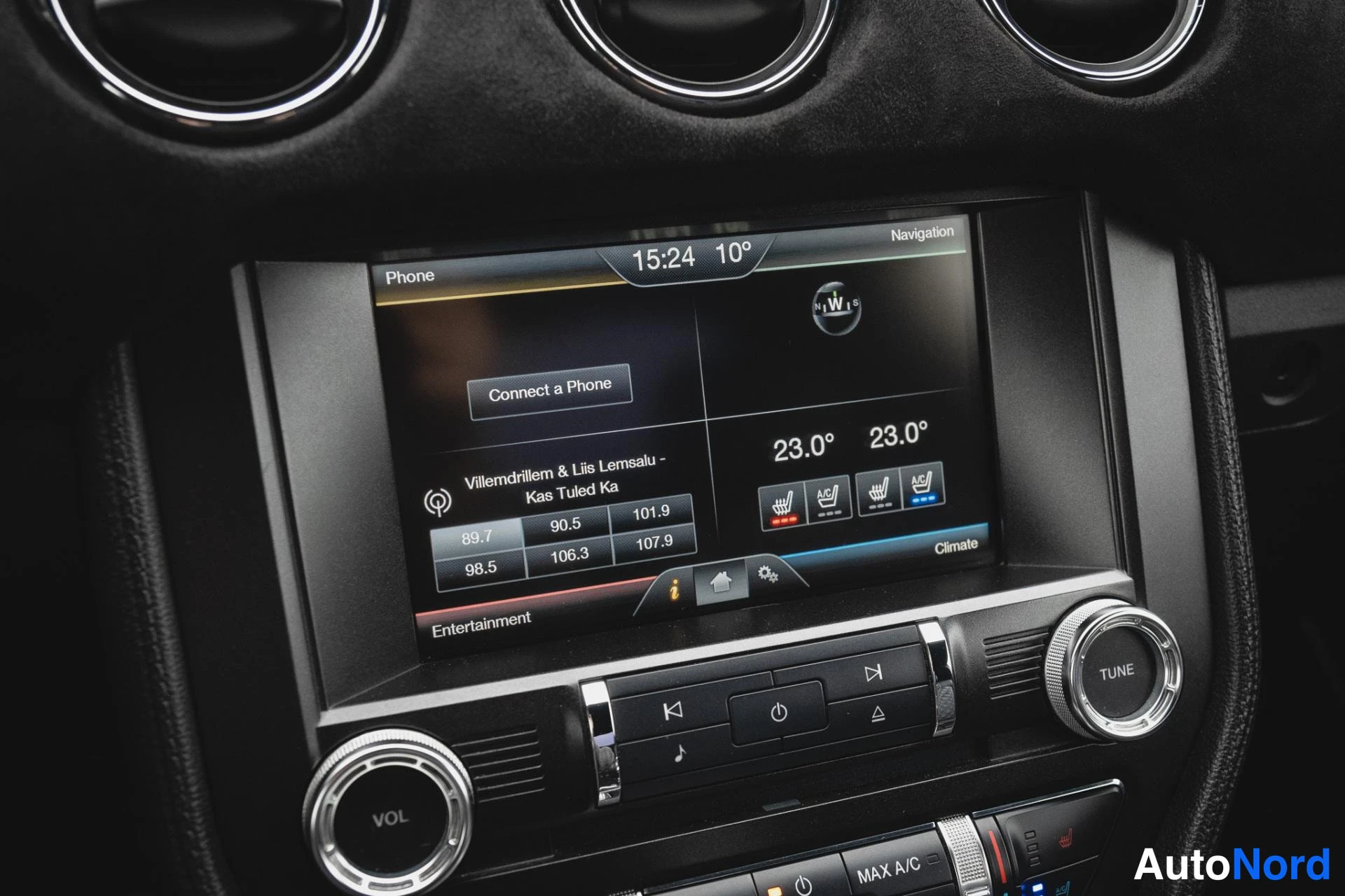 Vihreä Ford Mustang 2015, yksityiskohta, kuva 12