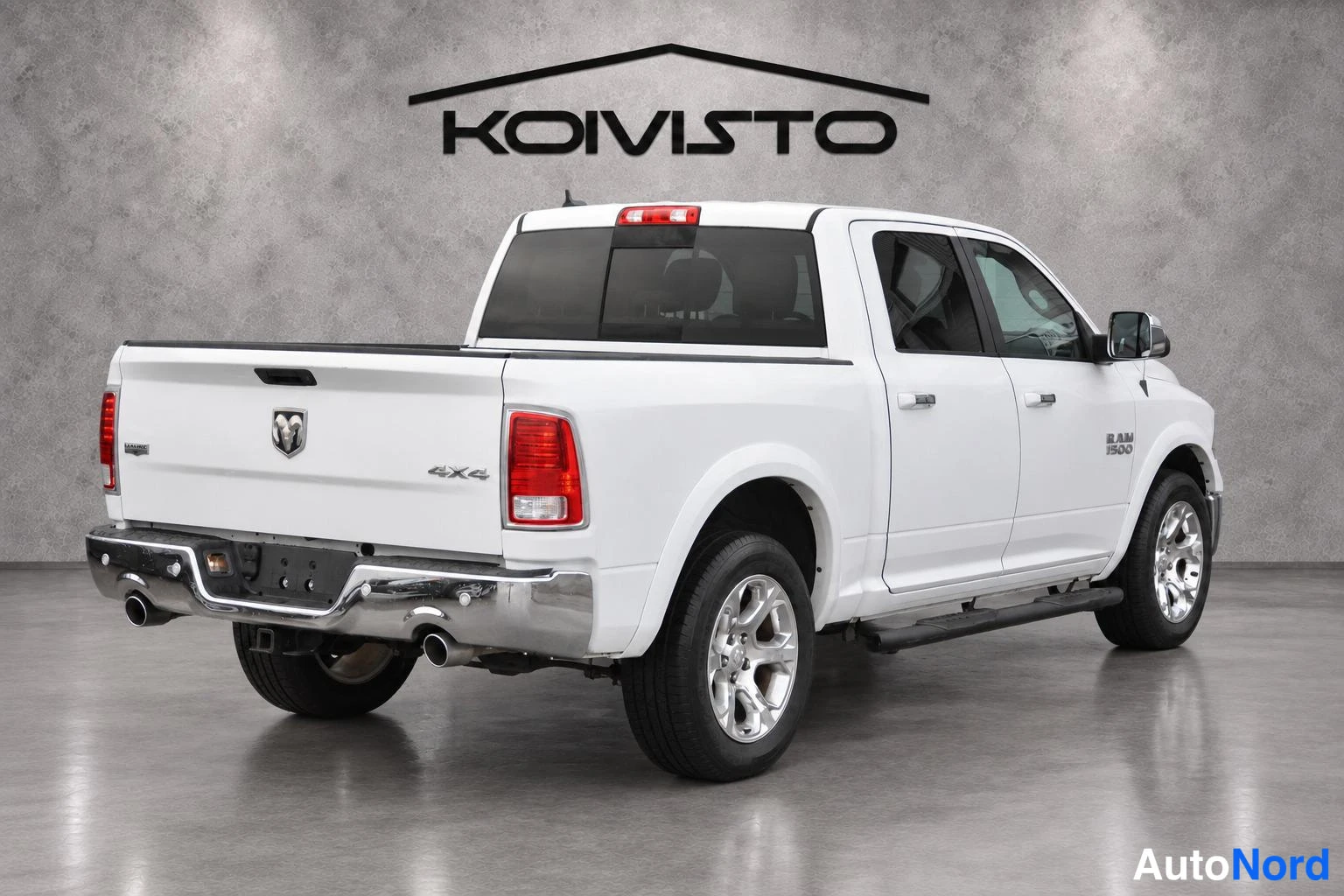 Valkoinen Dodge Ram 1500 2018, takaviisto, kuva 7