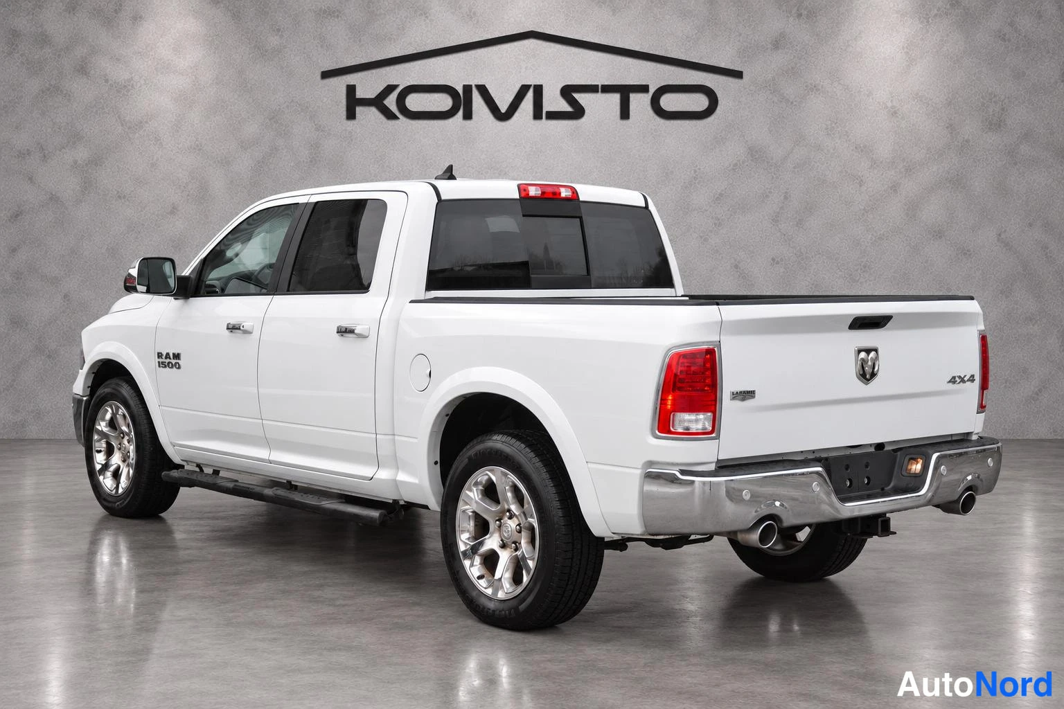 Valkoinen Dodge Ram 1500 2018, takaviisto, kuva 8