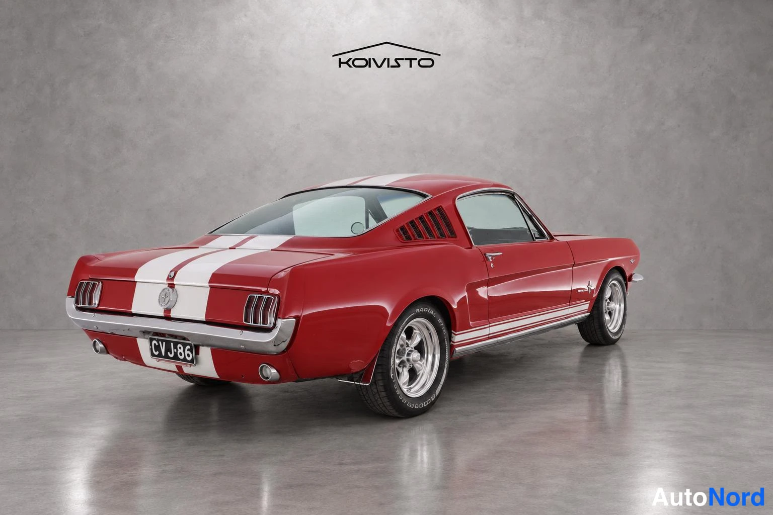 Punainen Ford Mustang 1966, takaviisto, kuva 5