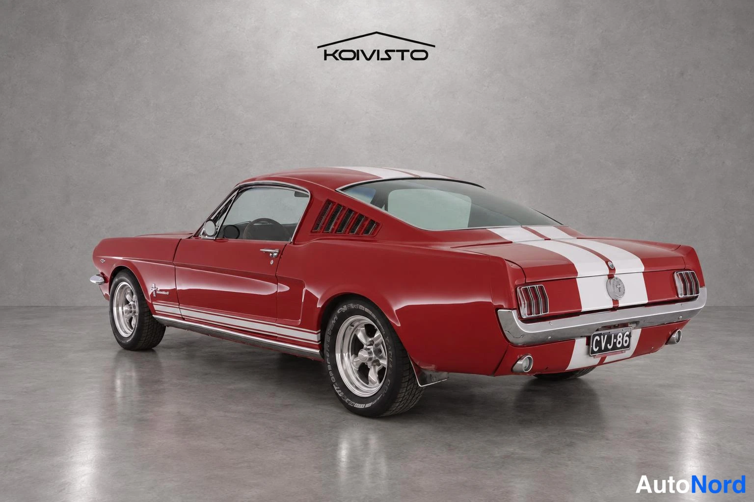 Punainen Ford Mustang 1966, takaviisto, kuva 6