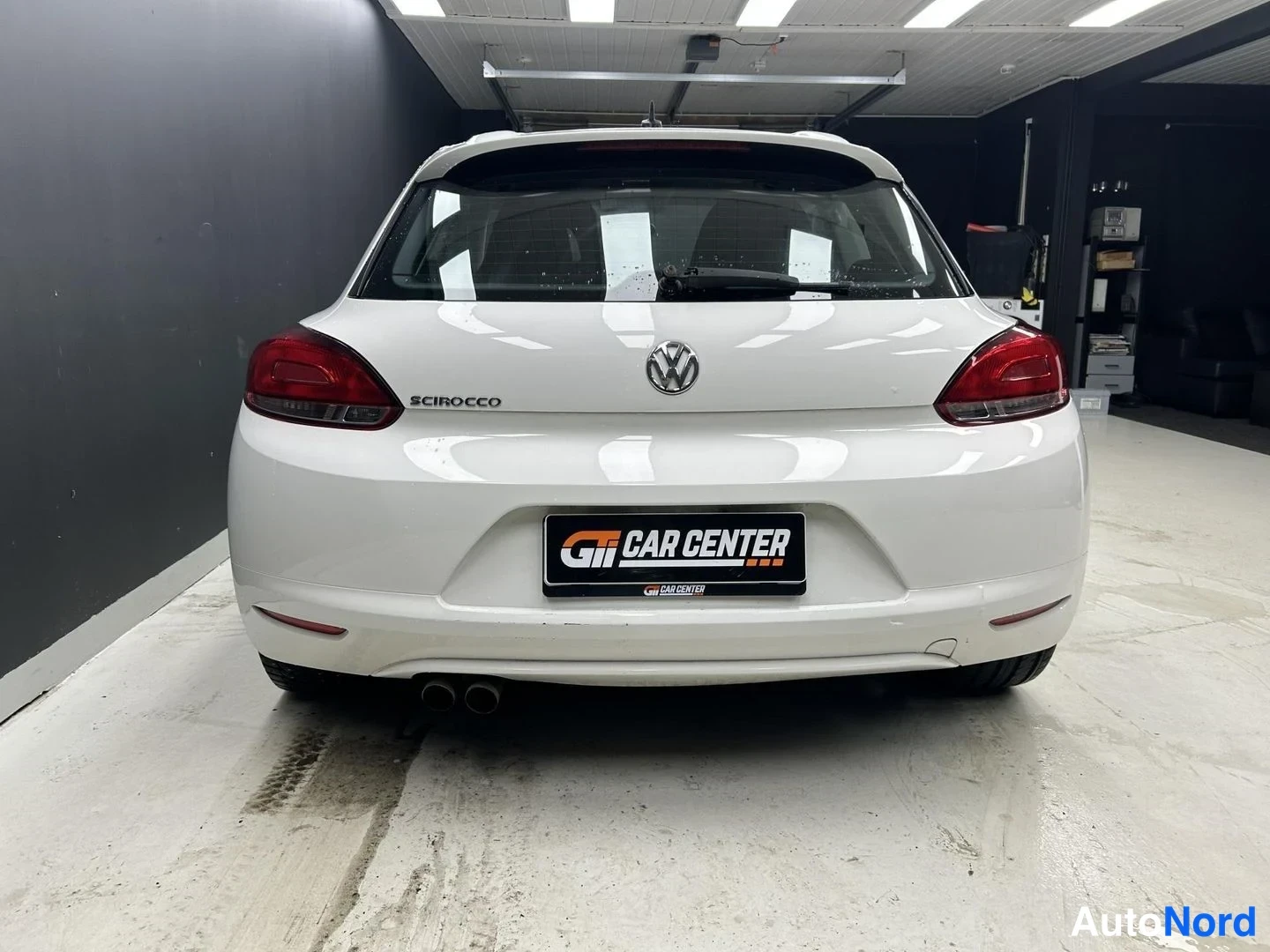 Valkoinen Volkswagen Scirocco 2011, takaa, kuva 7