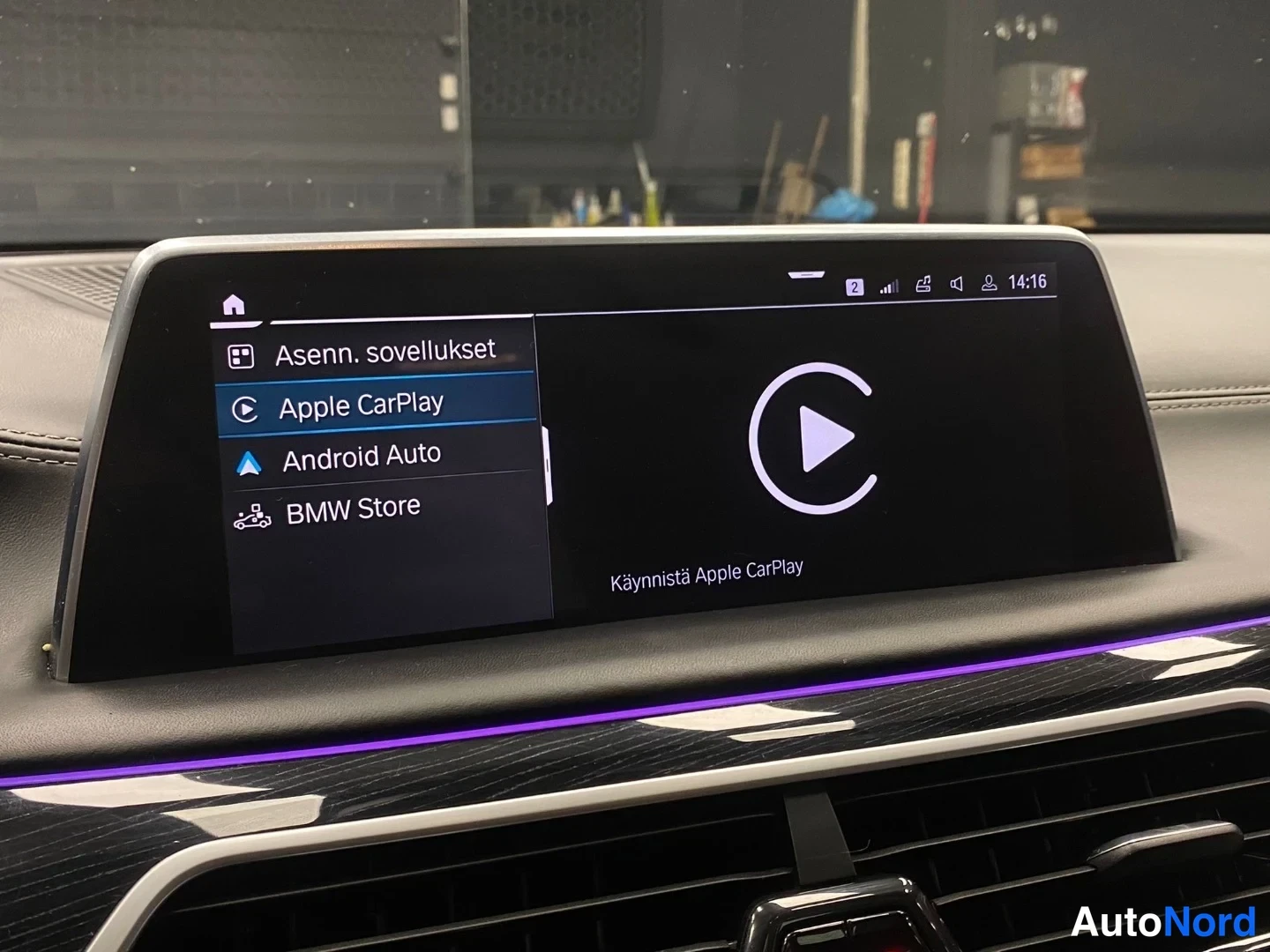 Blå BMW 745 2019, bild 40