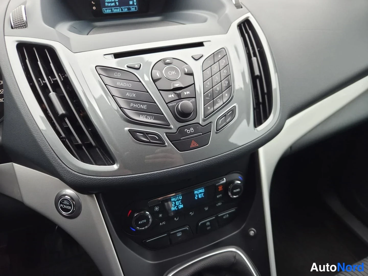 Ruskea Ford C-Max 2012, yksityiskohta, kuva 16