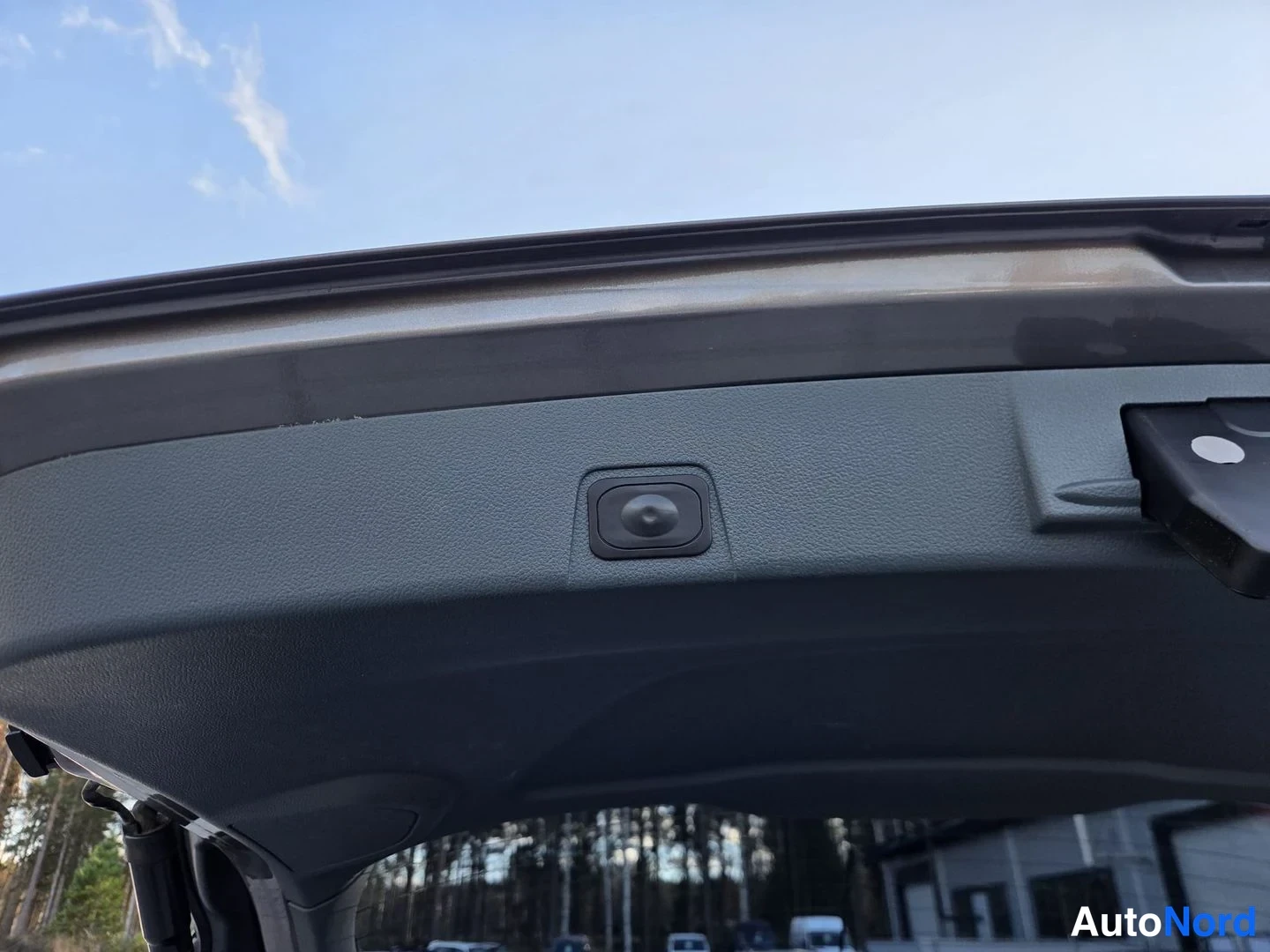 Ruskea Ford C-Max 2012, yksityiskohta, kuva 5