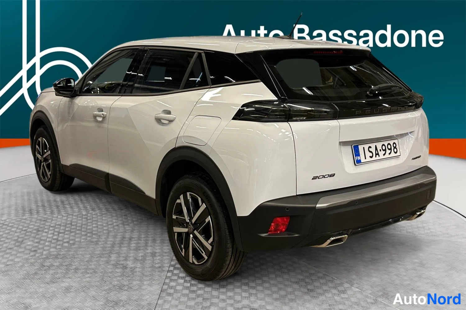 Valkoinen Peugeot 2008 2025, takaviisto, kuva 6