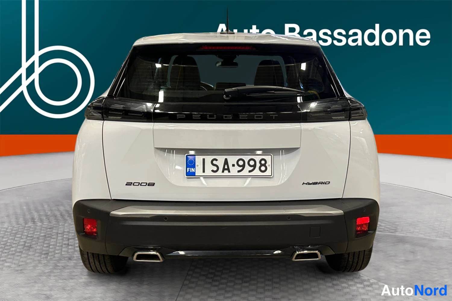 Valkoinen Peugeot 2008 2025, takaa, kuva 8