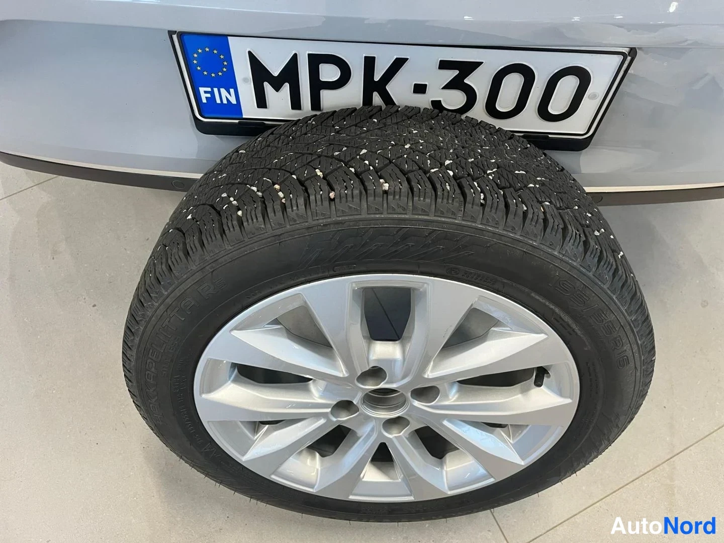 Harmaa Renault Clio 2023, yksityiskohta, kuva 17