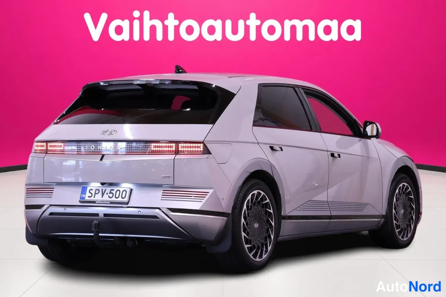Harmaa Hyundai Ioniq 5 2021, takaviisto, kuva 5