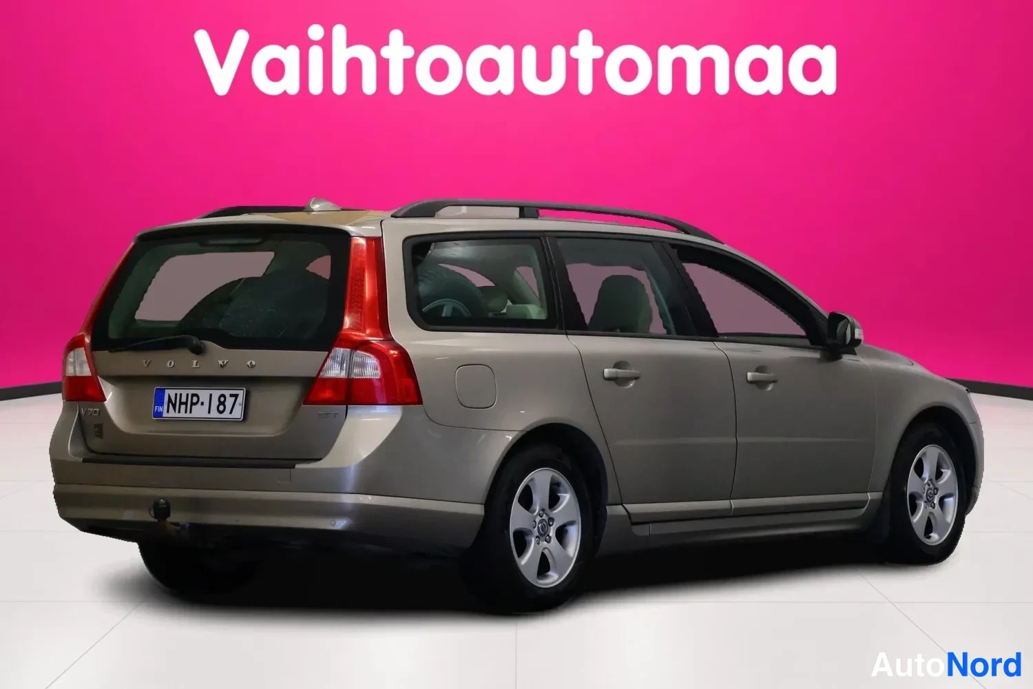 Harmaa Volvo V70 2008, takaviisto, kuva 7