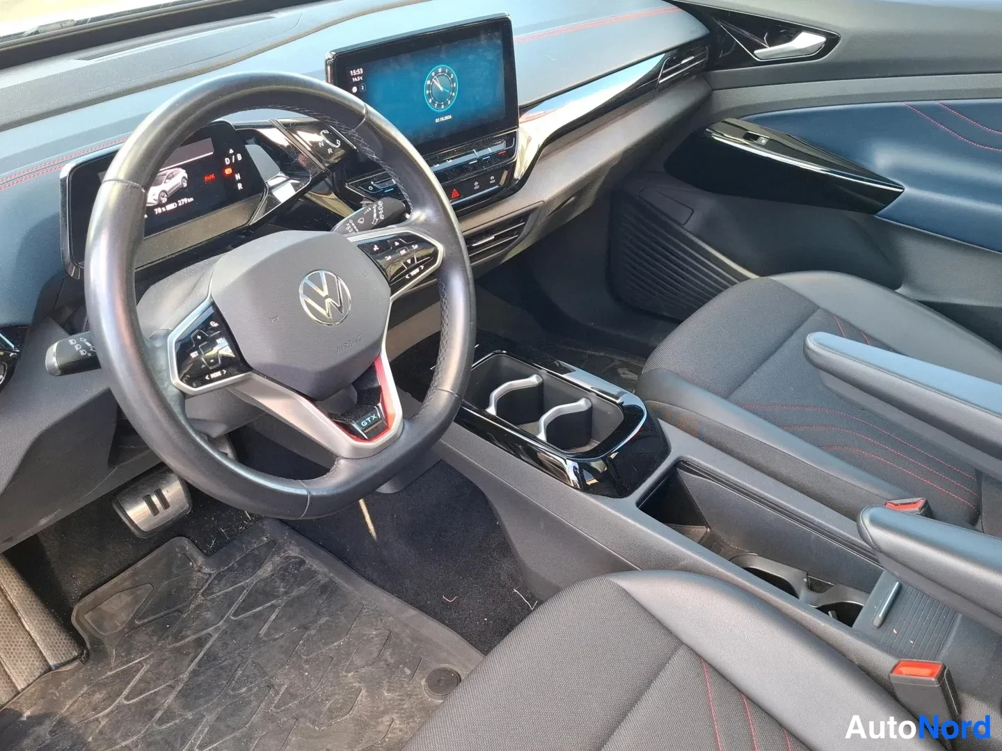 Harmaa Volkswagen ID.4 2022, ohjaamo, kuva 7