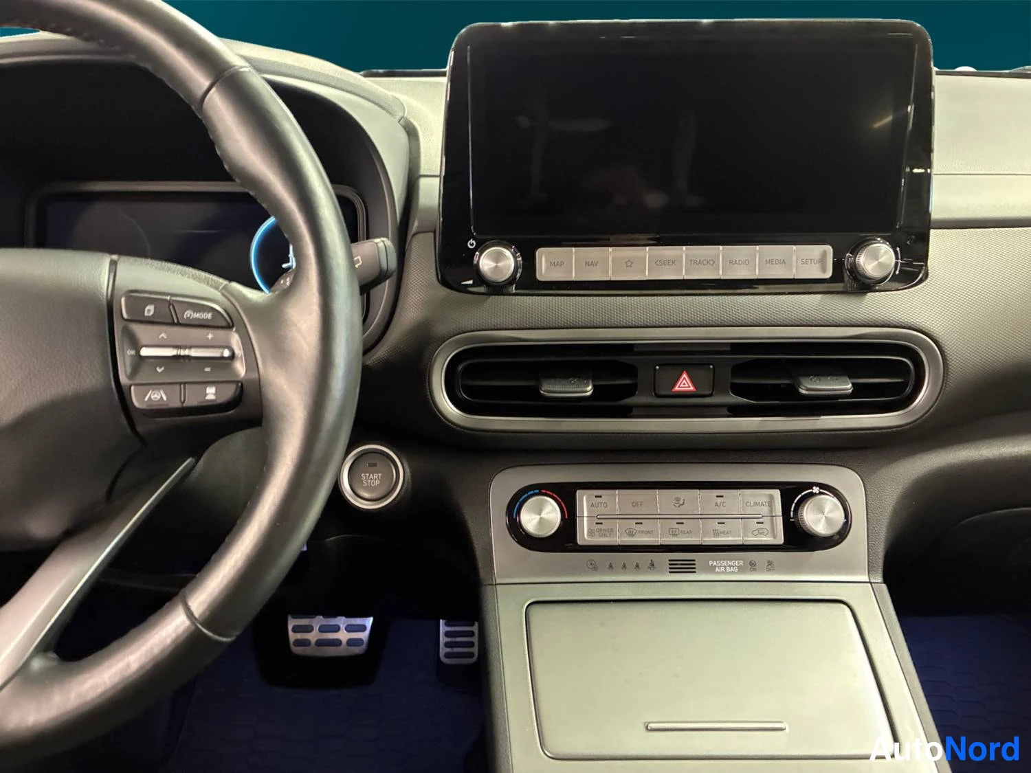 Musta Hyundai Kona electric 2021, yksityiskohta, kuva 15