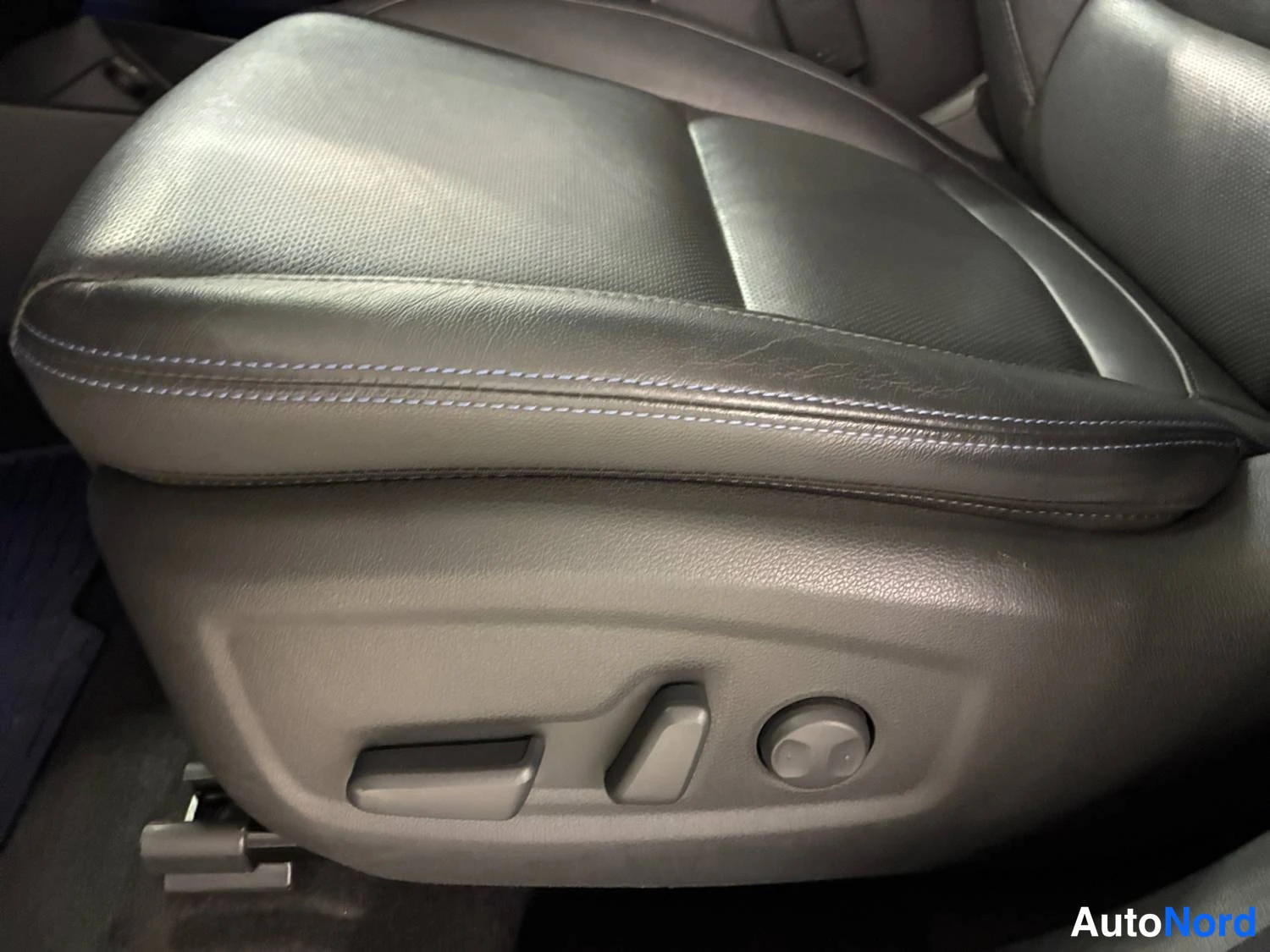 Musta Hyundai Kona electric 2021, yksityiskohta, kuva 21