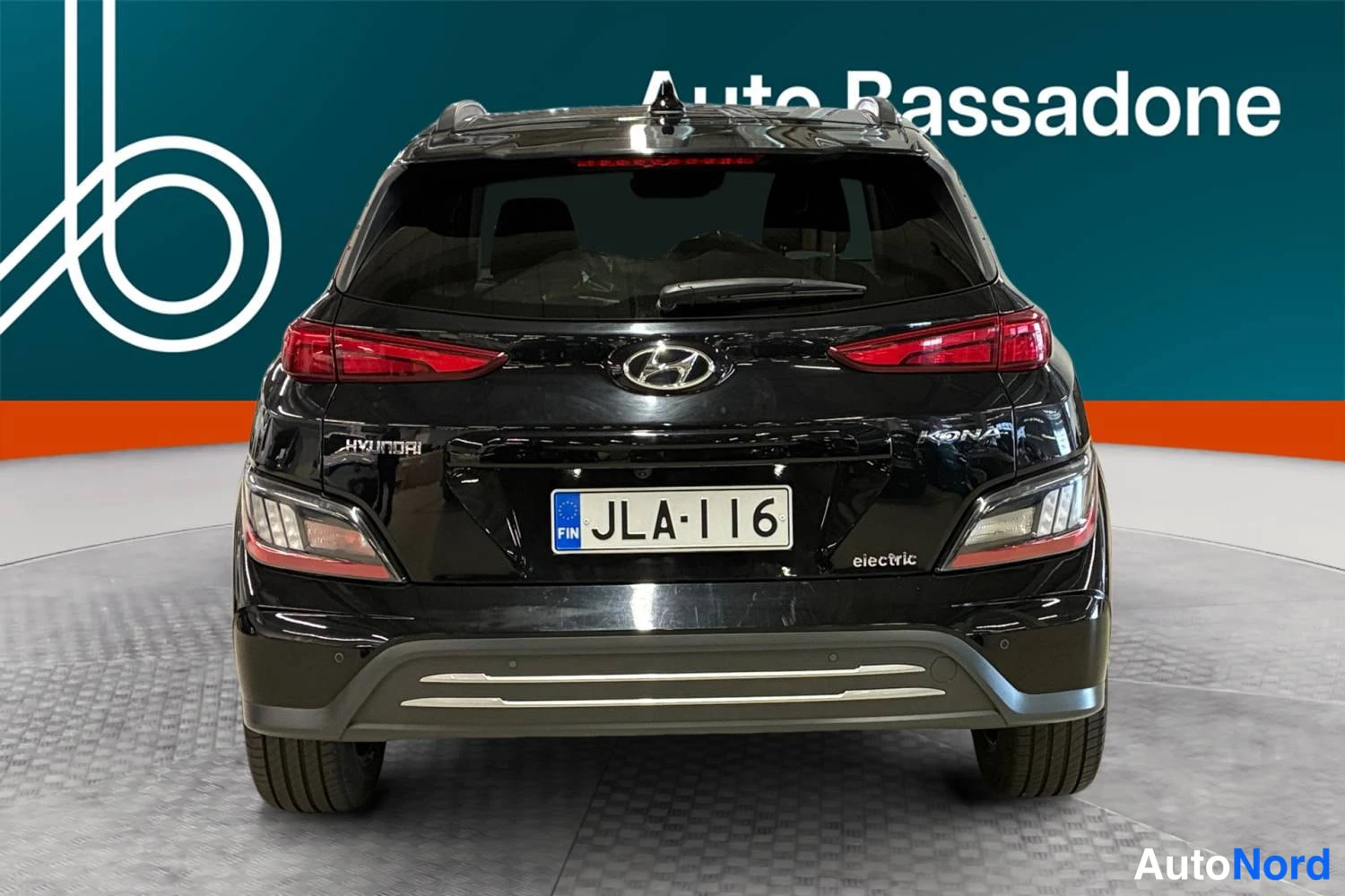 Musta Hyundai Kona electric 2021, takaa, kuva 8