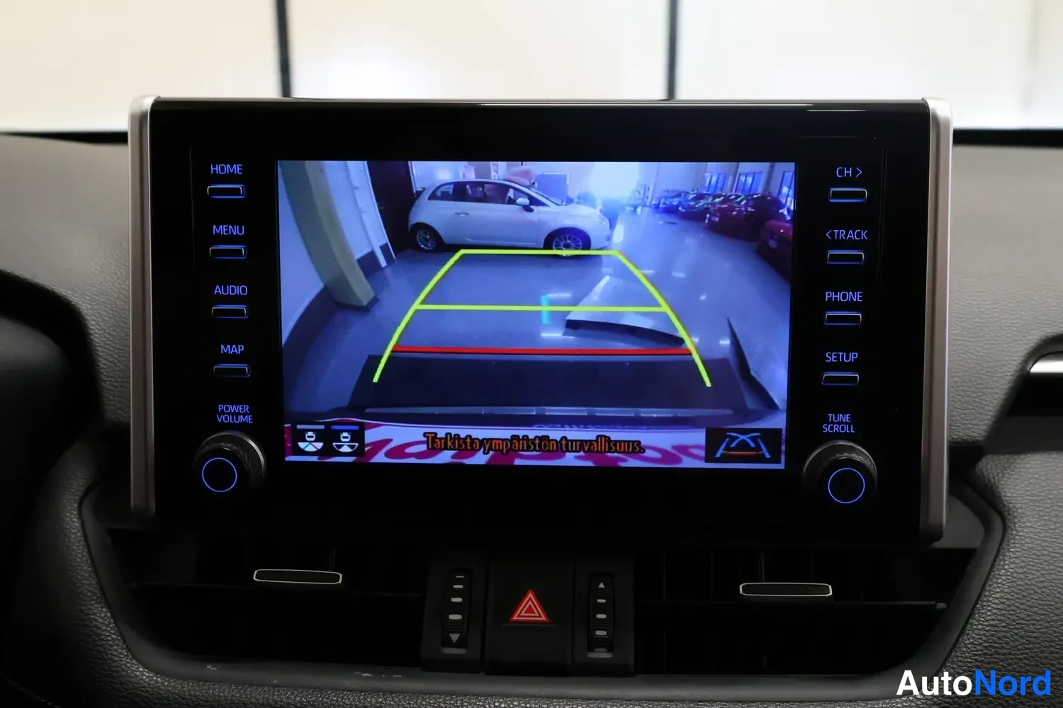 Harmaa Toyota RAV4 2019, yksityiskohta, kuva 13