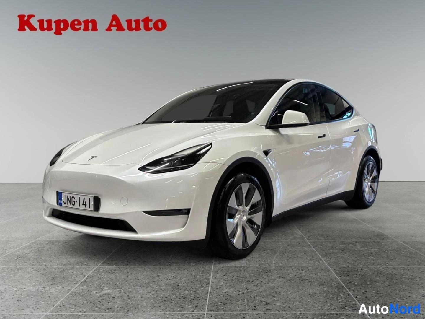 Tesla Model Y Long Range AWD 2023