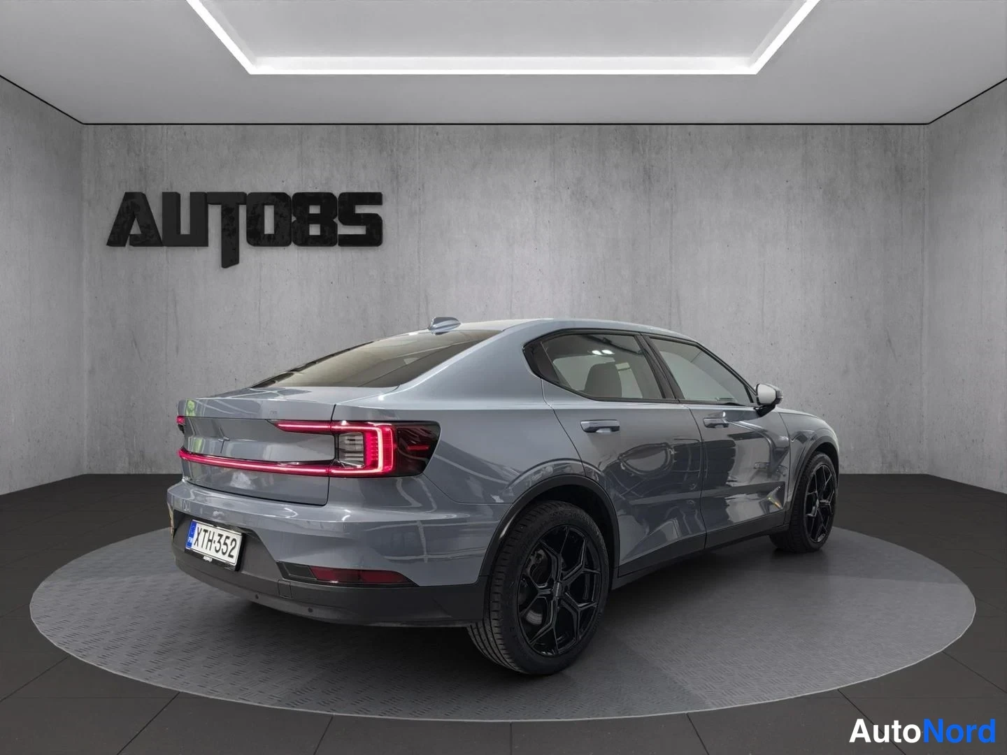 Harmaa Polestar 2 2022, takaviisto, kuva 4