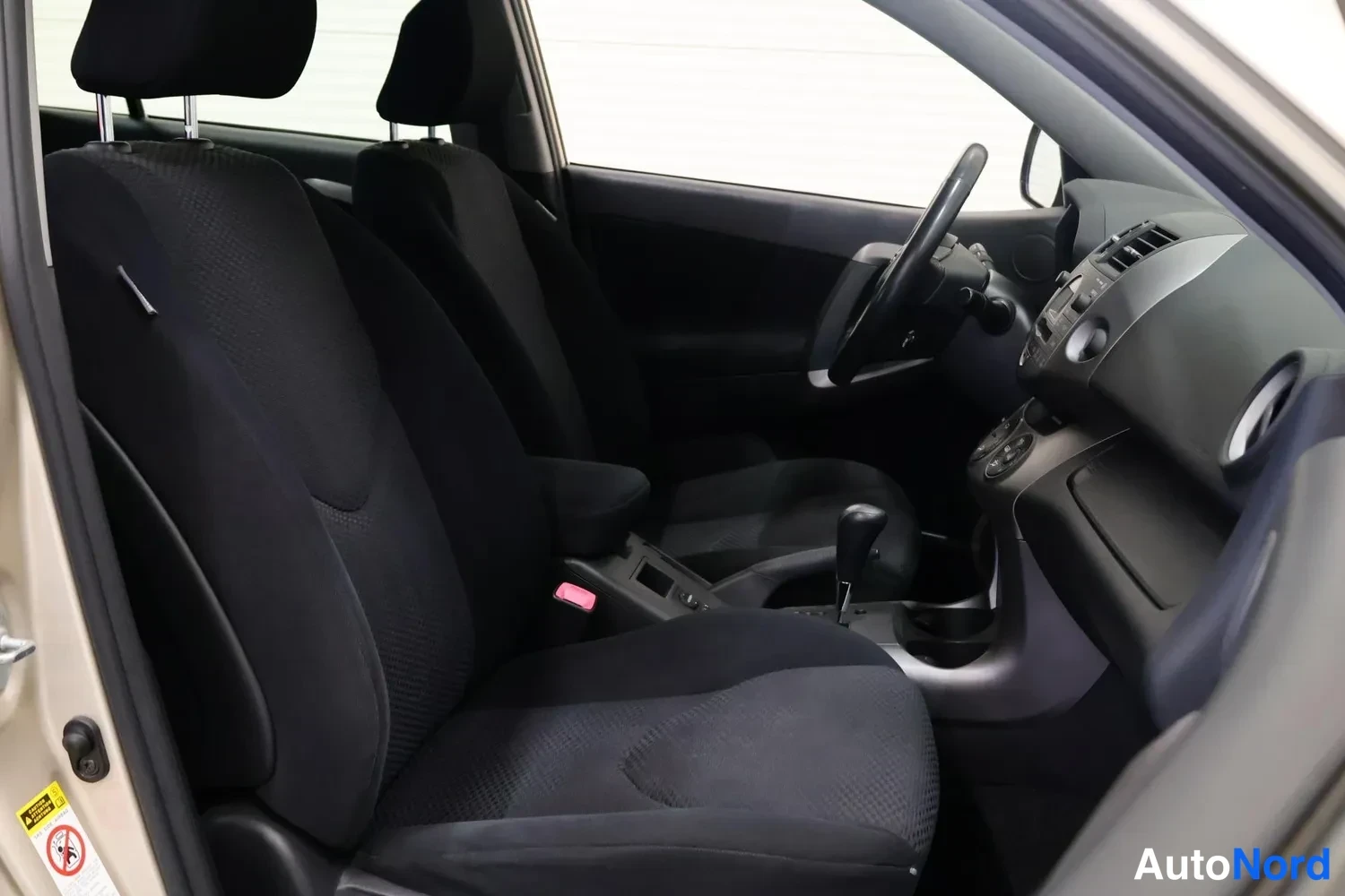 Beige Toyota RAV4 2007, etuistuimet, kuva 11