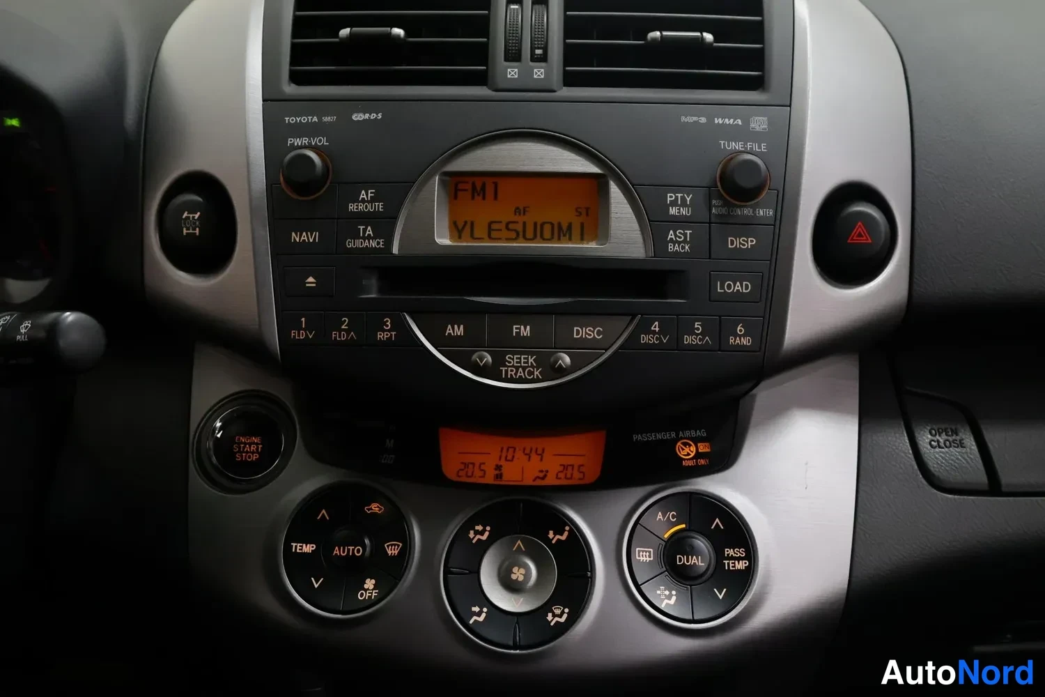 Beige Toyota RAV4 2007, yksityiskohta, kuva 13