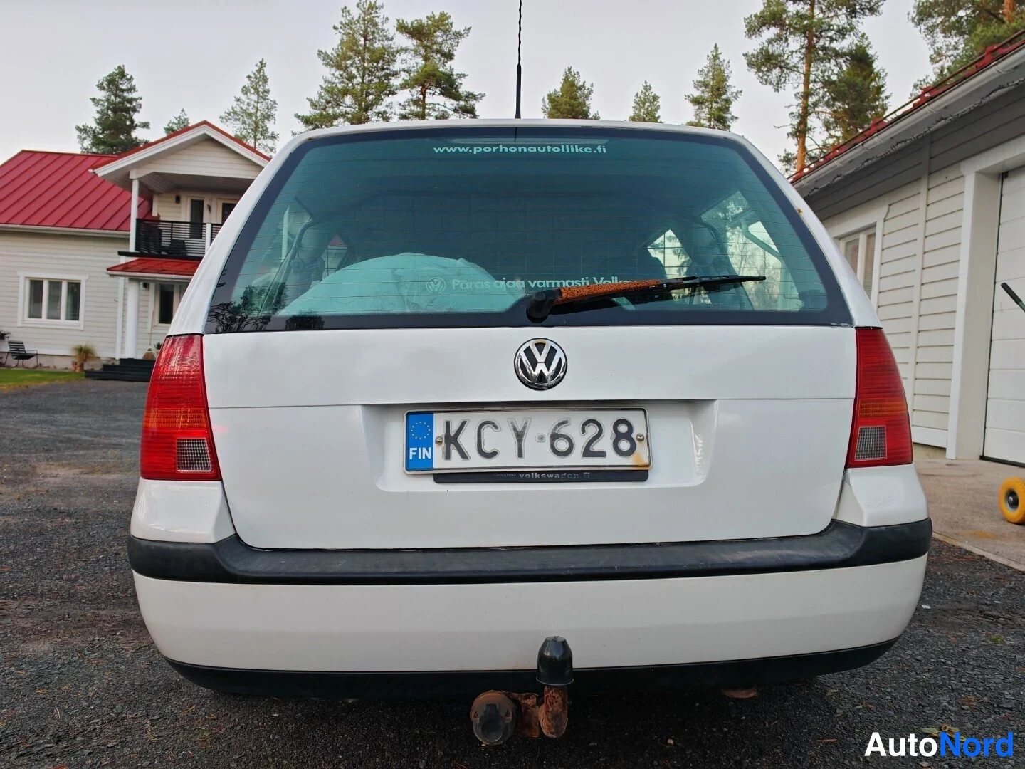 Valkoinen Volkswagen Golf 2003, takaa, kuva 8