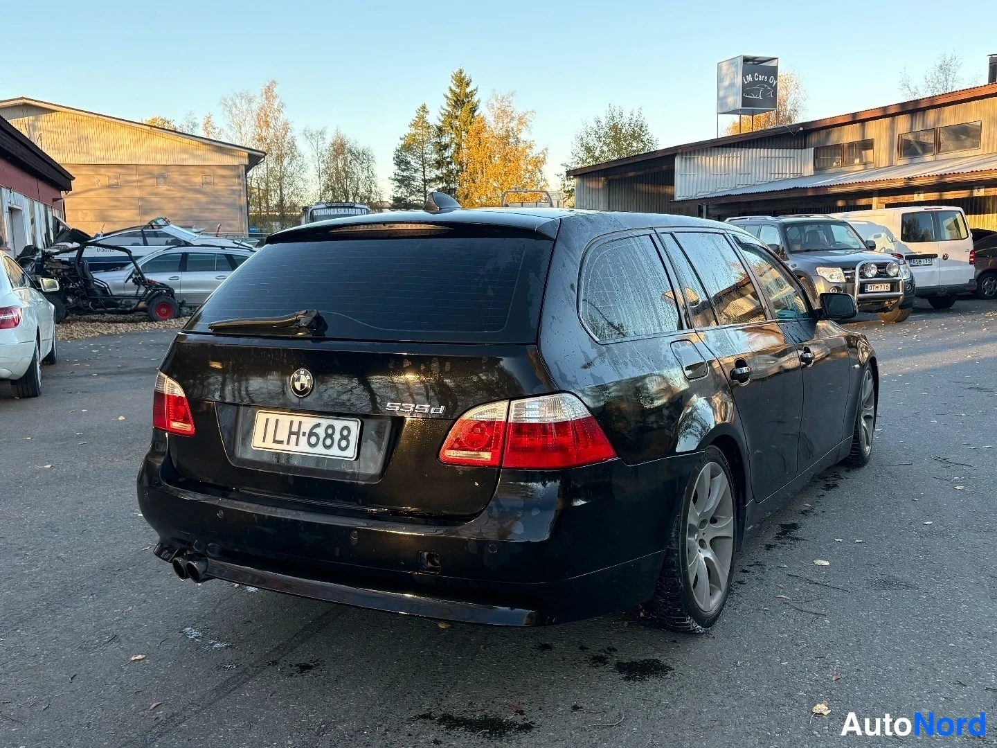 Black BMW 535d 2006, rear three-quarter, photo 7