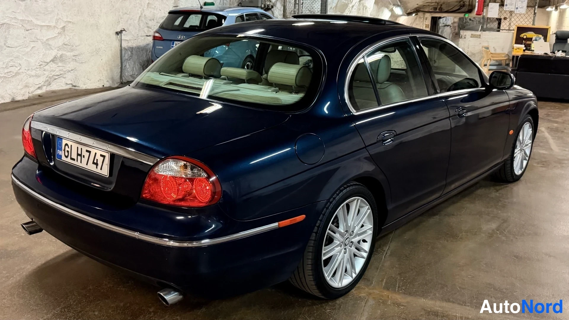 Sininen Jaguar S-Type 2006, takaviisto, kuva 11