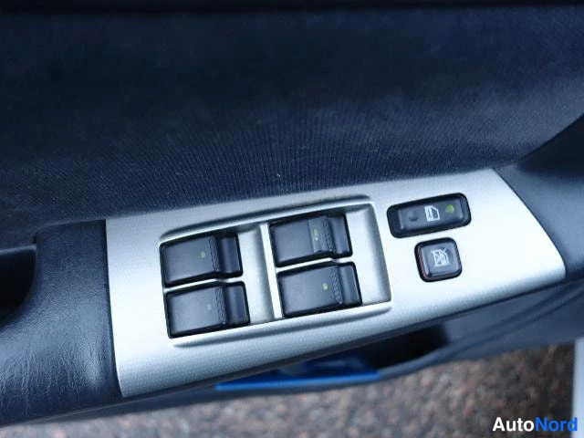 Hopea Toyota COROLLA 2003, yksityiskohta, kuva 28