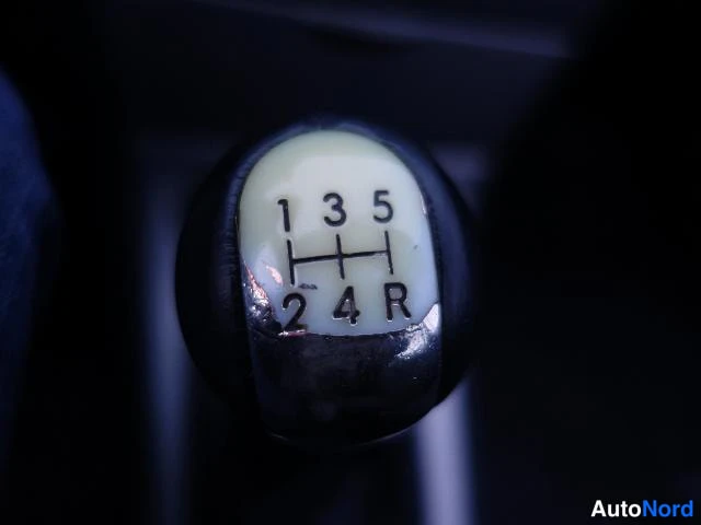 Hopea Toyota COROLLA 2003, yksityiskohta, kuva 34