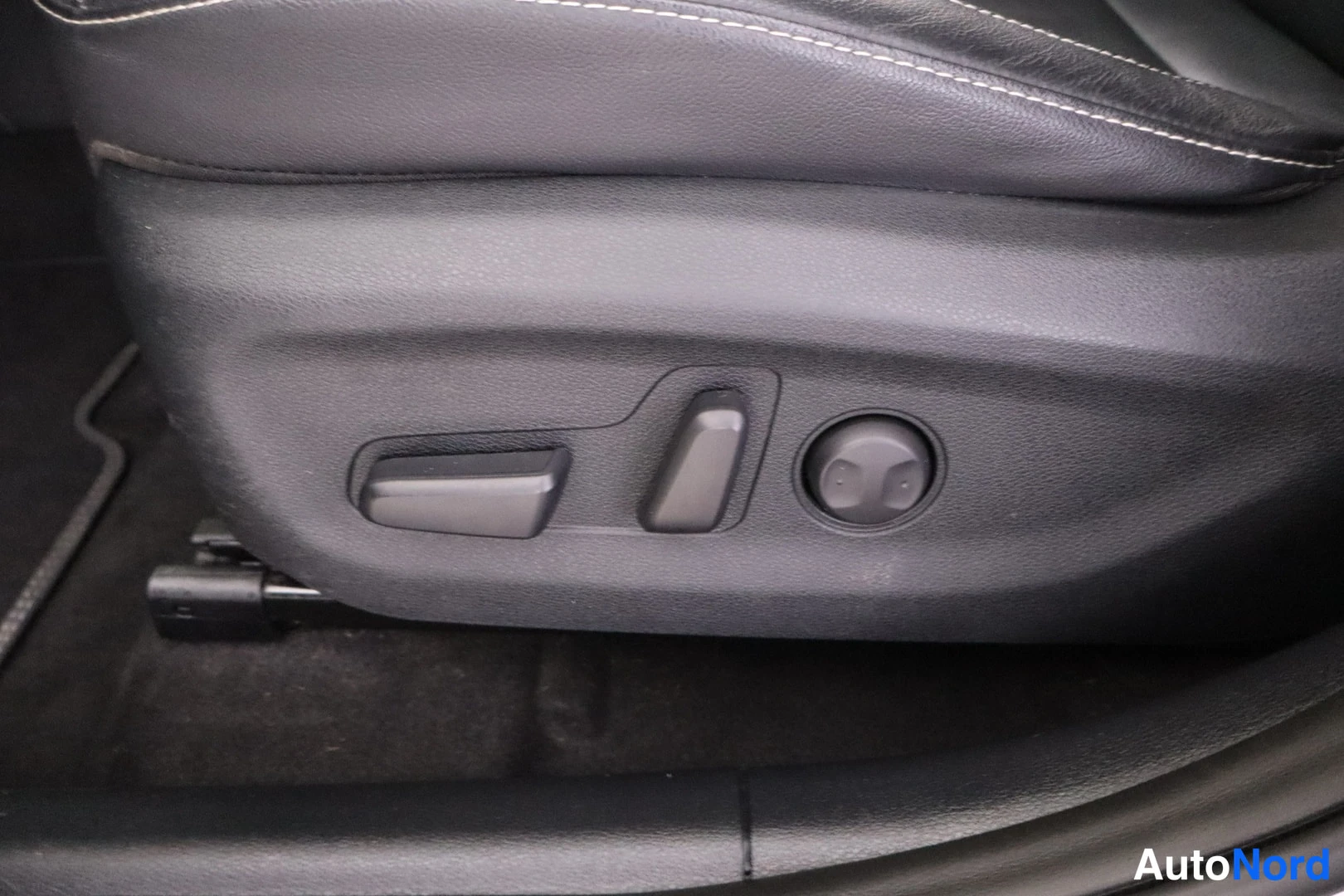 Musta Kia Niro 2022, yksityiskohta, kuva 28