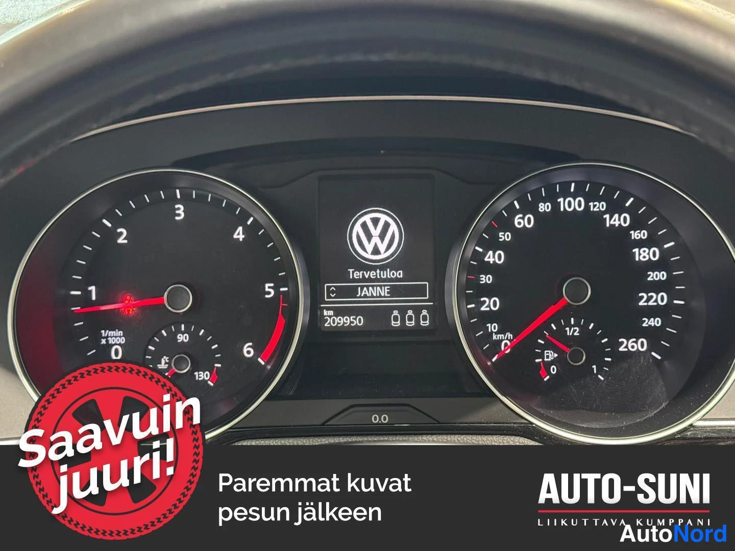 Musta Volkswagen Passat 2018, yksityiskohta, kuva 12
