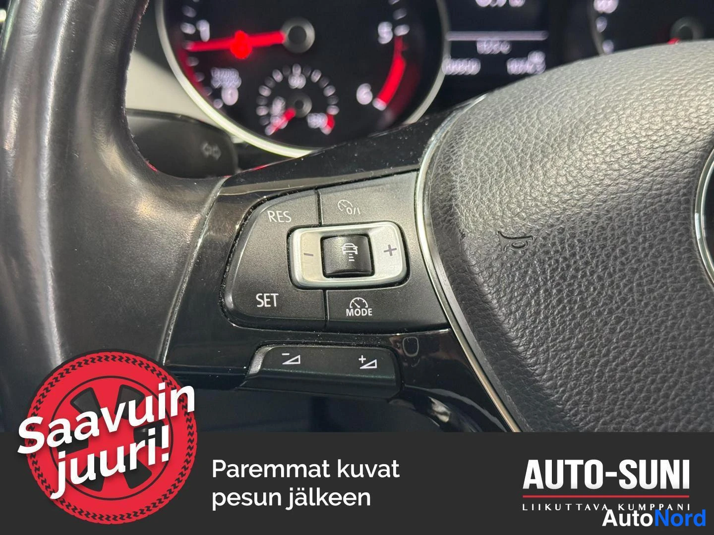 Musta Volkswagen Passat 2018, yksityiskohta, kuva 13