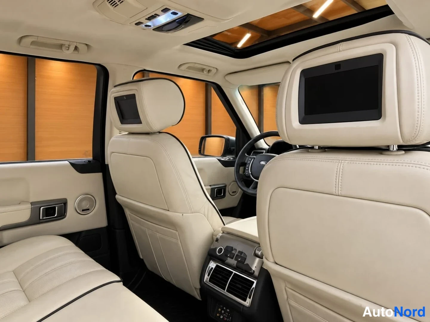 Hopea Land Rover Range Rover 2005, ohjaamo, kuva 8