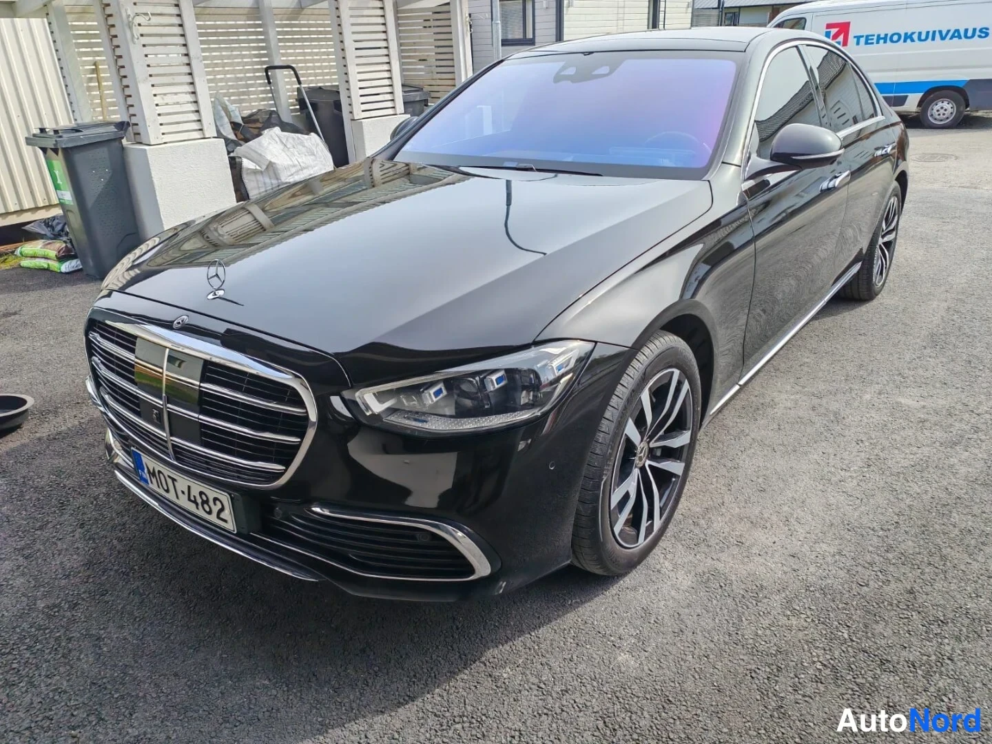 Musta Mercedes-Benz S 400 d 4MATIC 2021, etuviisto, keula vasemmalle, kuva 2