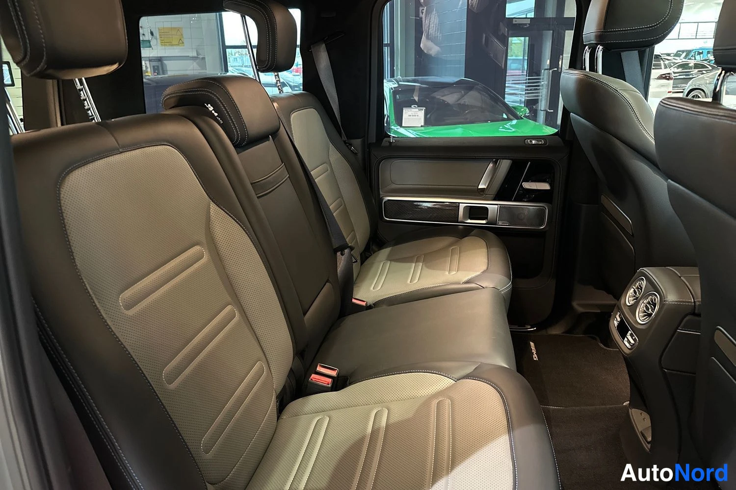 Silver Mercedes-Benz G 580 4MATIC 2025, rear seats, photo 12