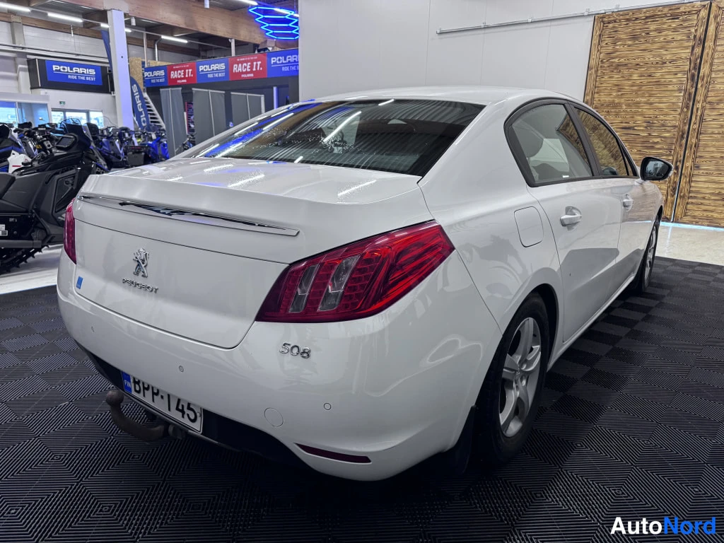 Valkoinen Peugeot 508 2012, takaviisto, kuva 5