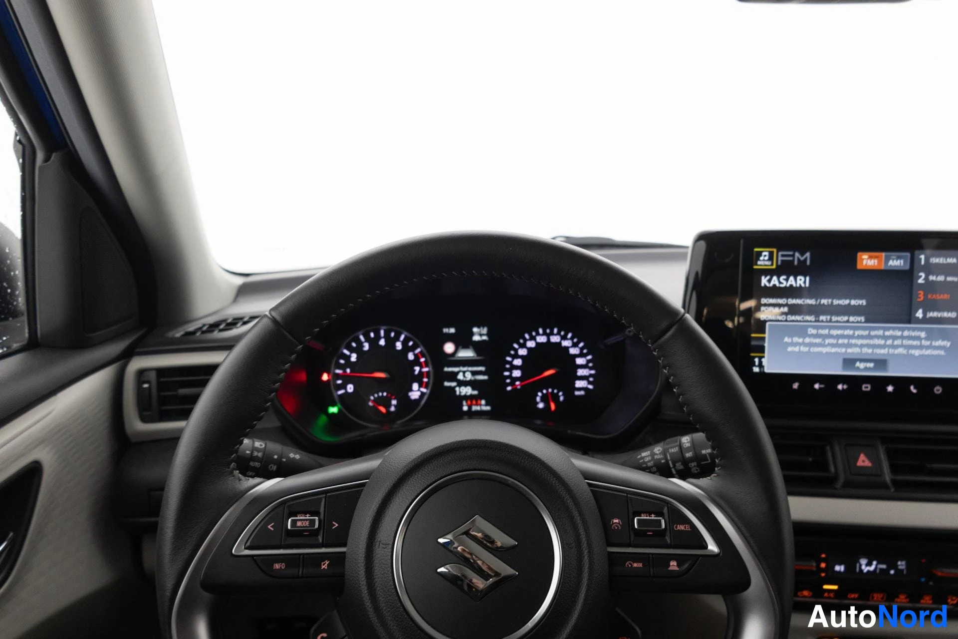 Sininen Suzuki Swift 2025, yksityiskohta, kuva 20