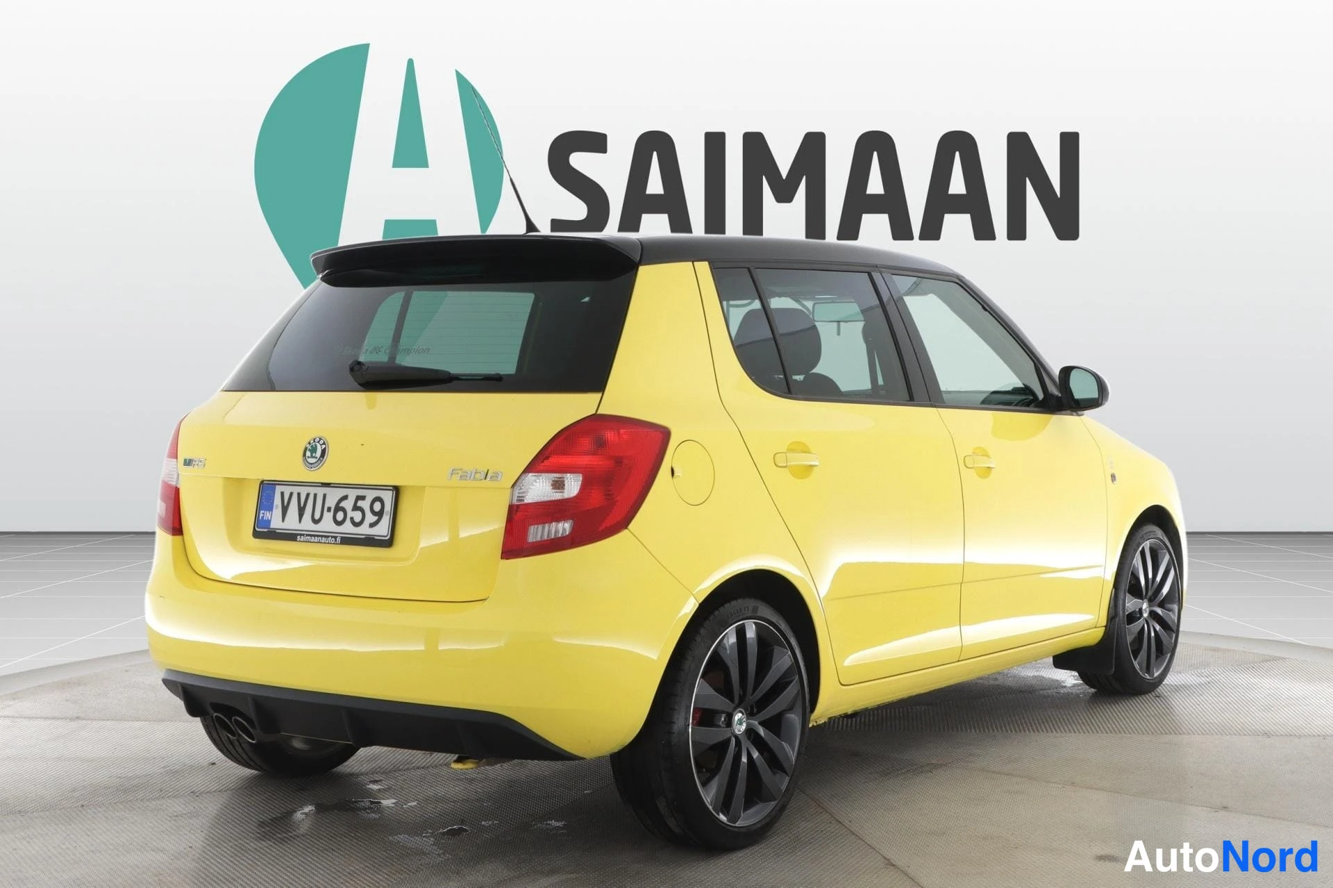 Keltainen Skoda Fabia 2011, takaviisto, kuva 7