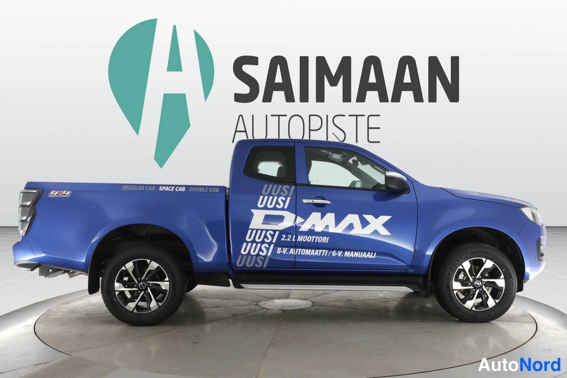 Sininen Isuzu D-Max 2026, etuviisto, keula oikealle, kuva 2