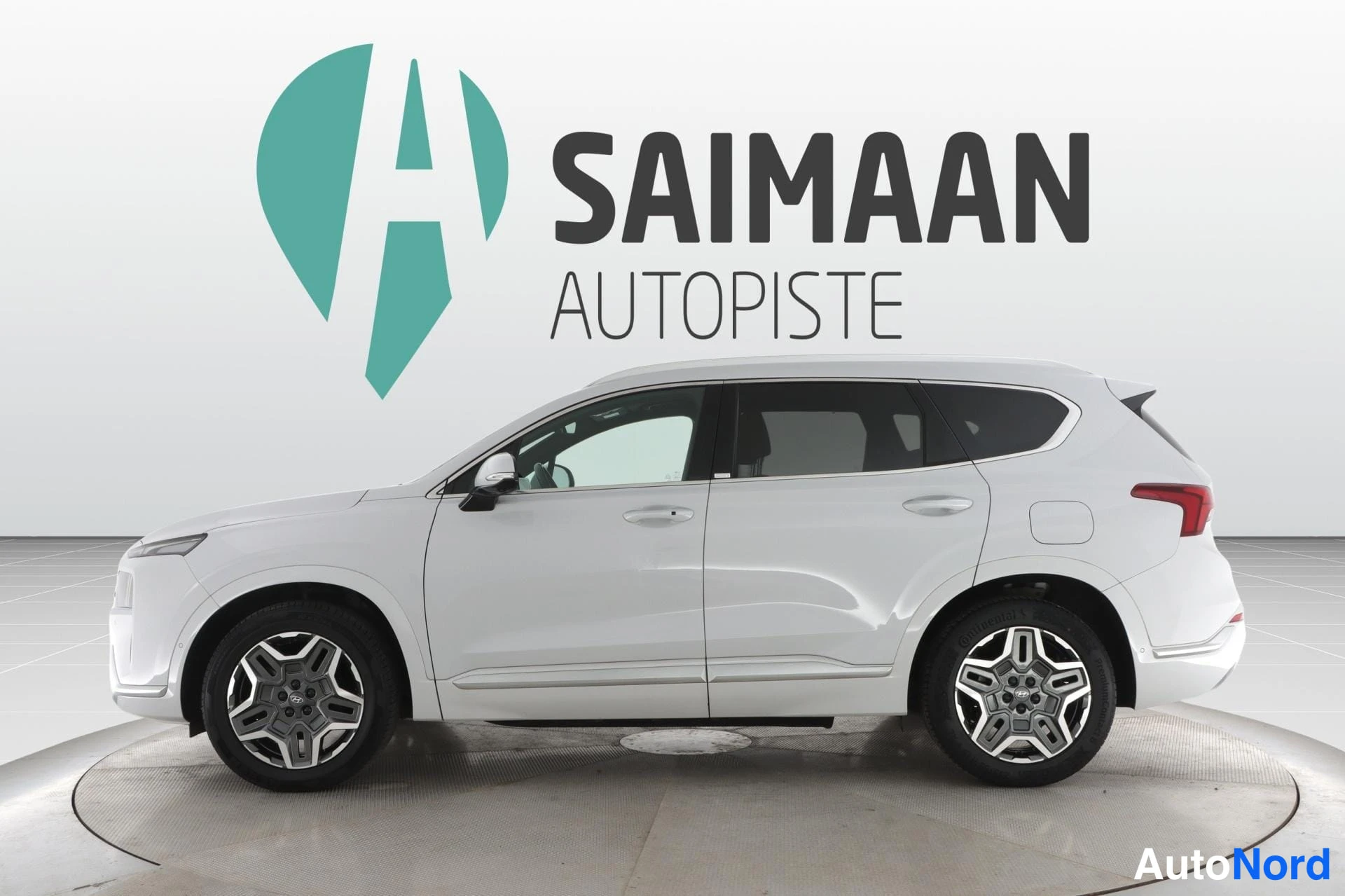 Valkoinen Hyundai Santa Fe 2022, takaviisto, kuva 5