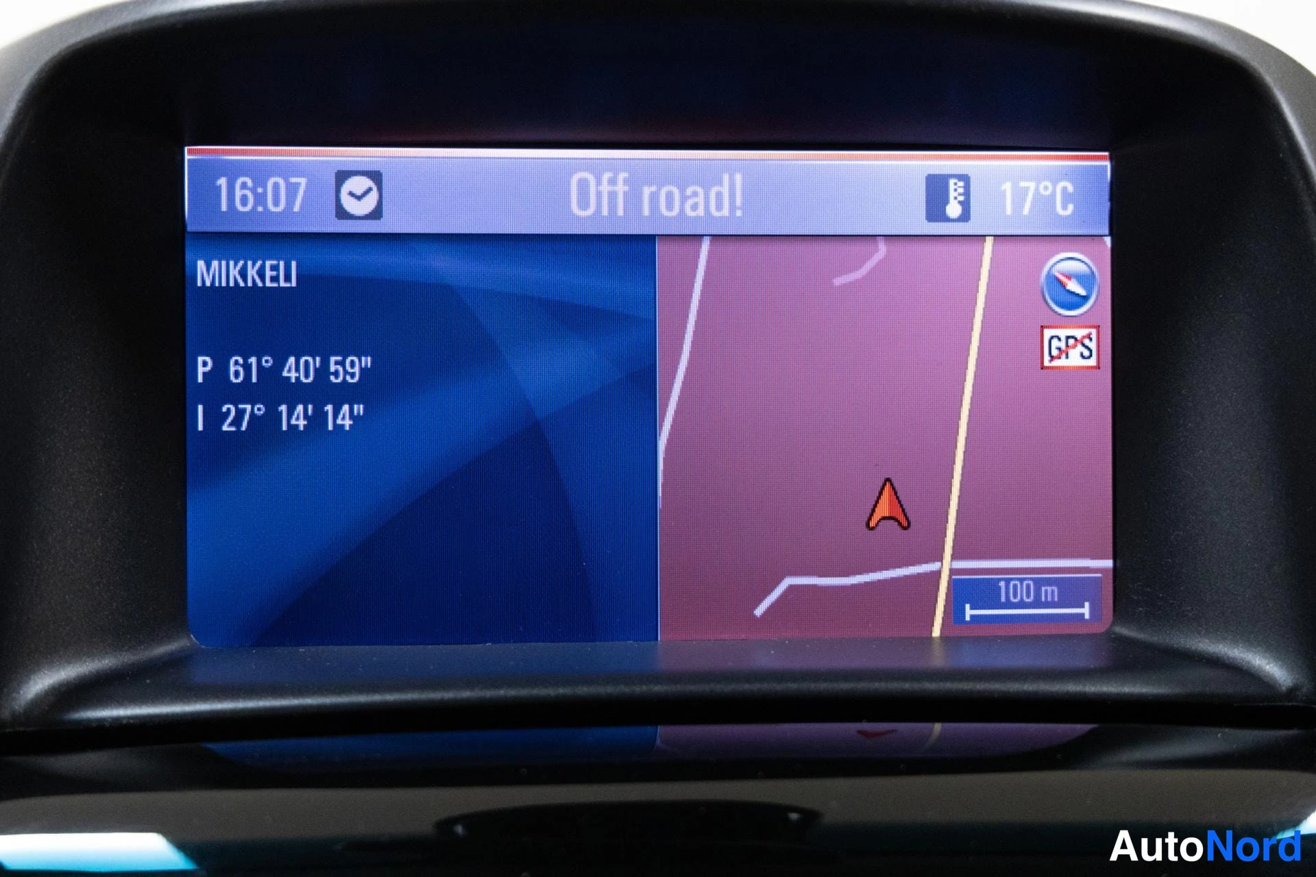Harmaa Chevrolet Orlando 2012, yksityiskohta, kuva 13
