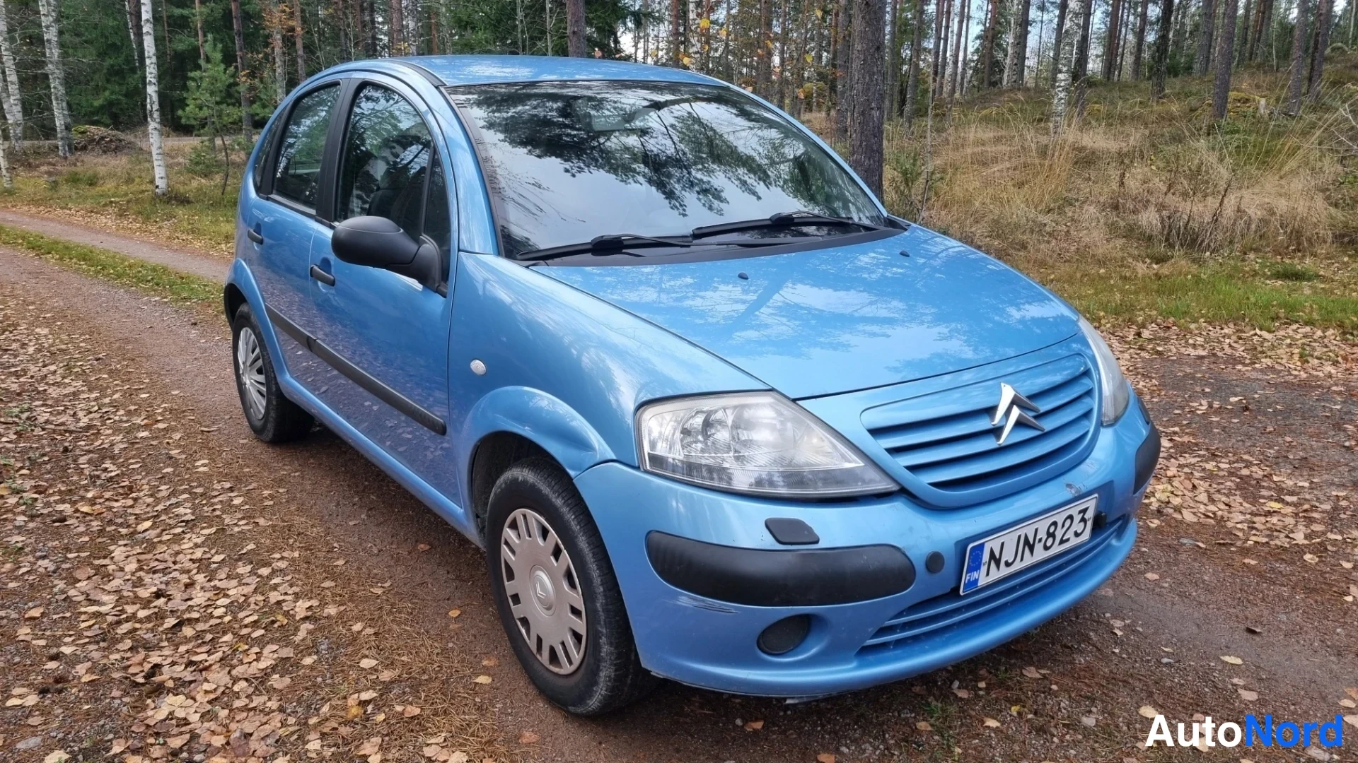 Sininen Citroen C3 2003, etuviisto, keula oikealle, kuva 3