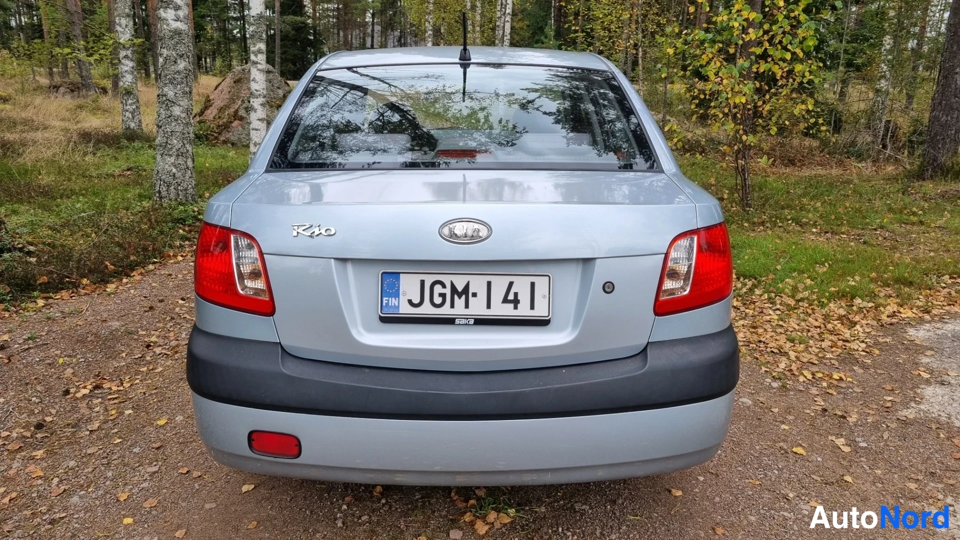 Sininen Kia Rio 2006, takaa, kuva 8