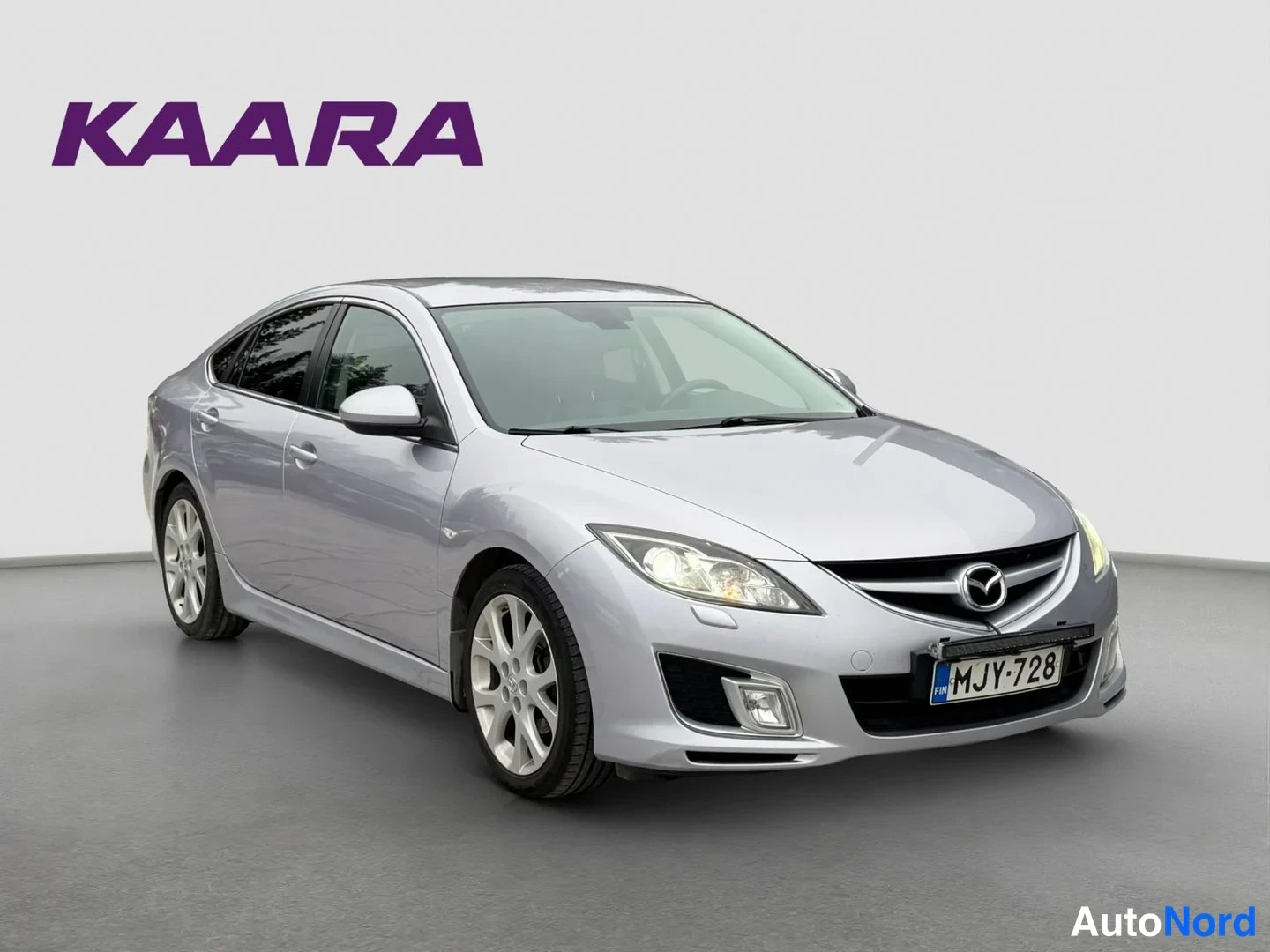 Harmaa Mazda 6 2008, etuviisto, keula oikealle, kuva 3