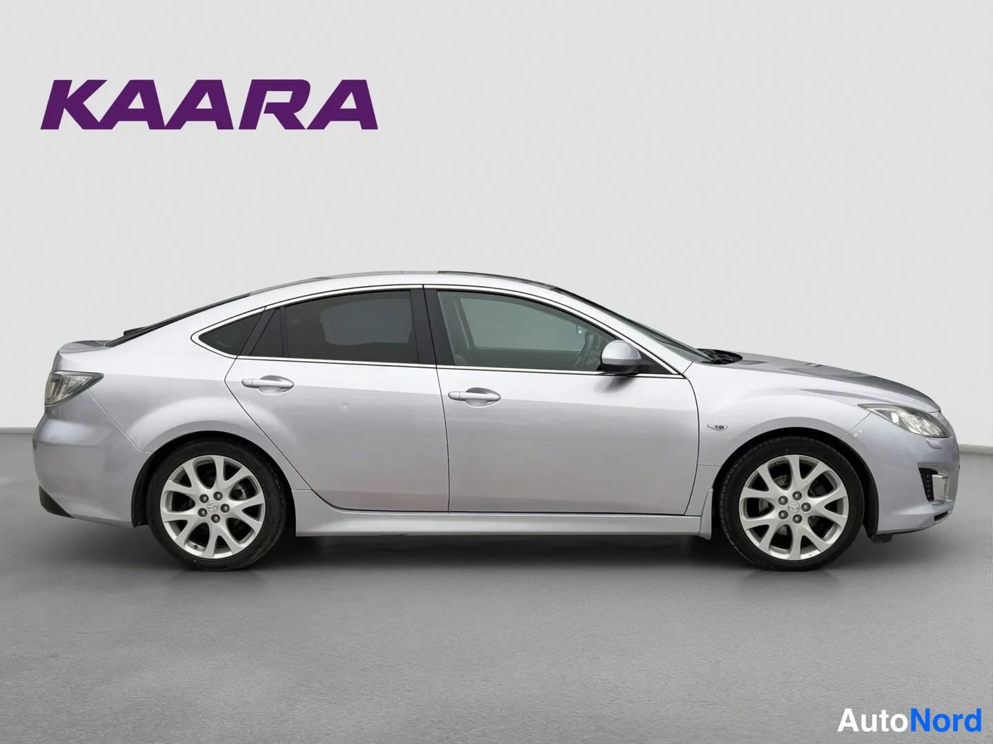 Harmaa Mazda 6 2008, sivulta, kuva 4