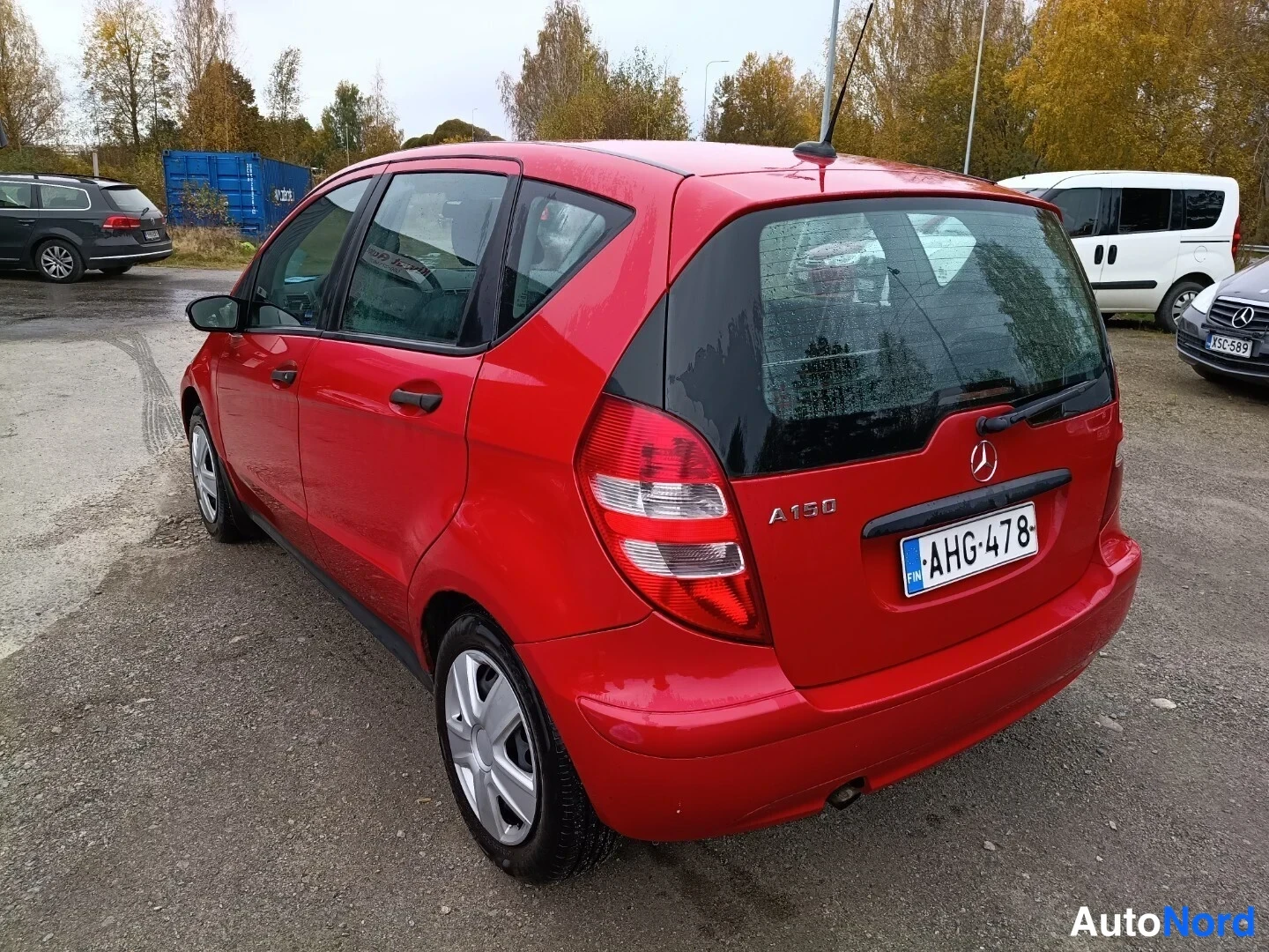 Punainen Mercedes-Benz A 150 2005, takaviisto, kuva 5