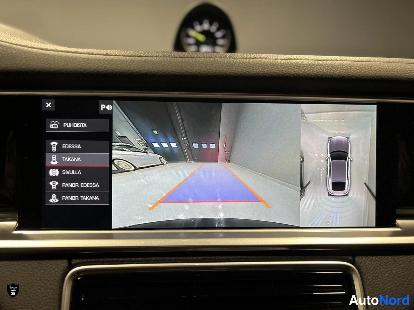 Musta Porsche Panamera 4 E-Hybrid 2019, yksityiskohta, kuva 26
