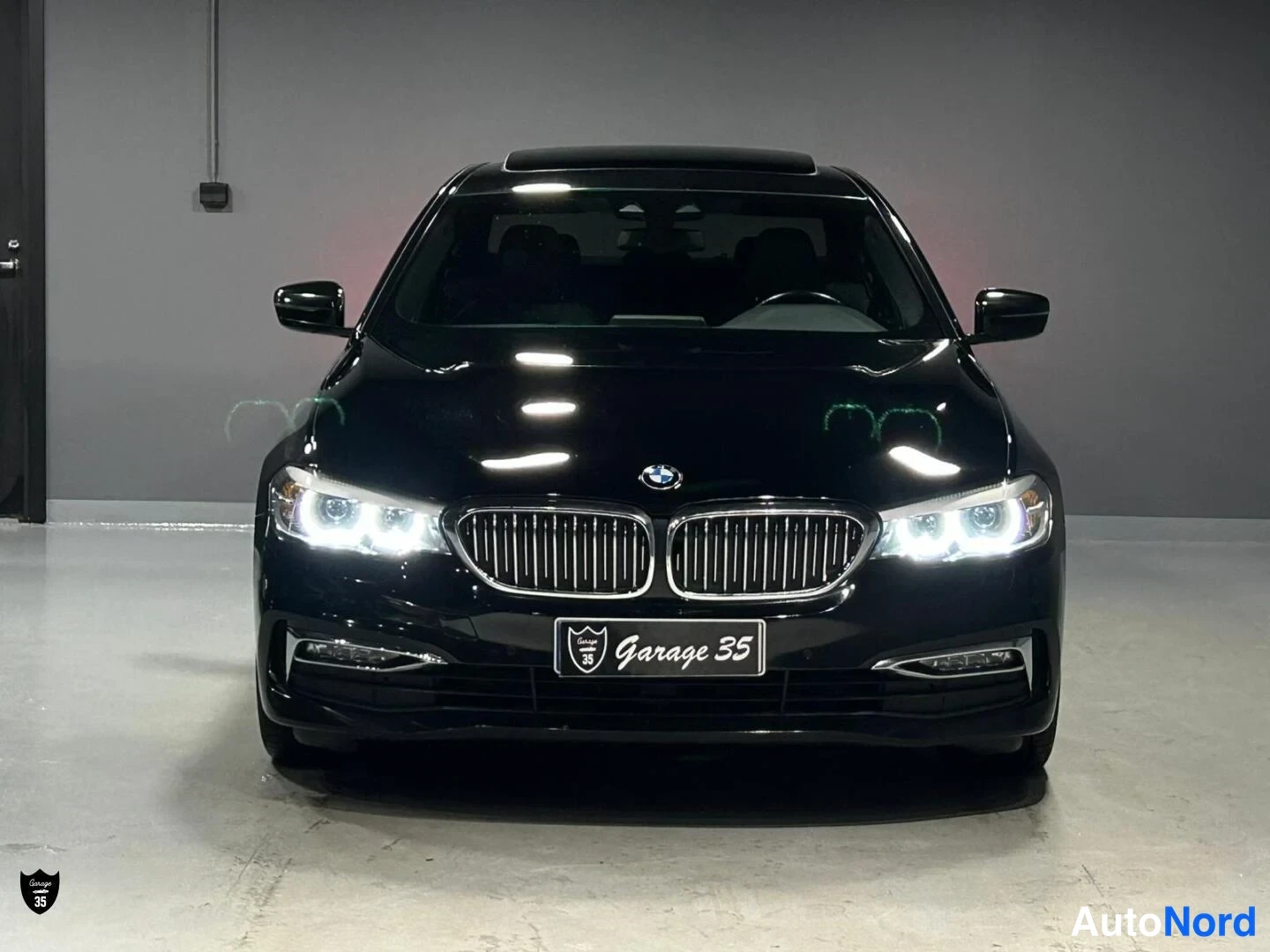 Musta BMW 530d xDrive 2017, edestä, kuva 5