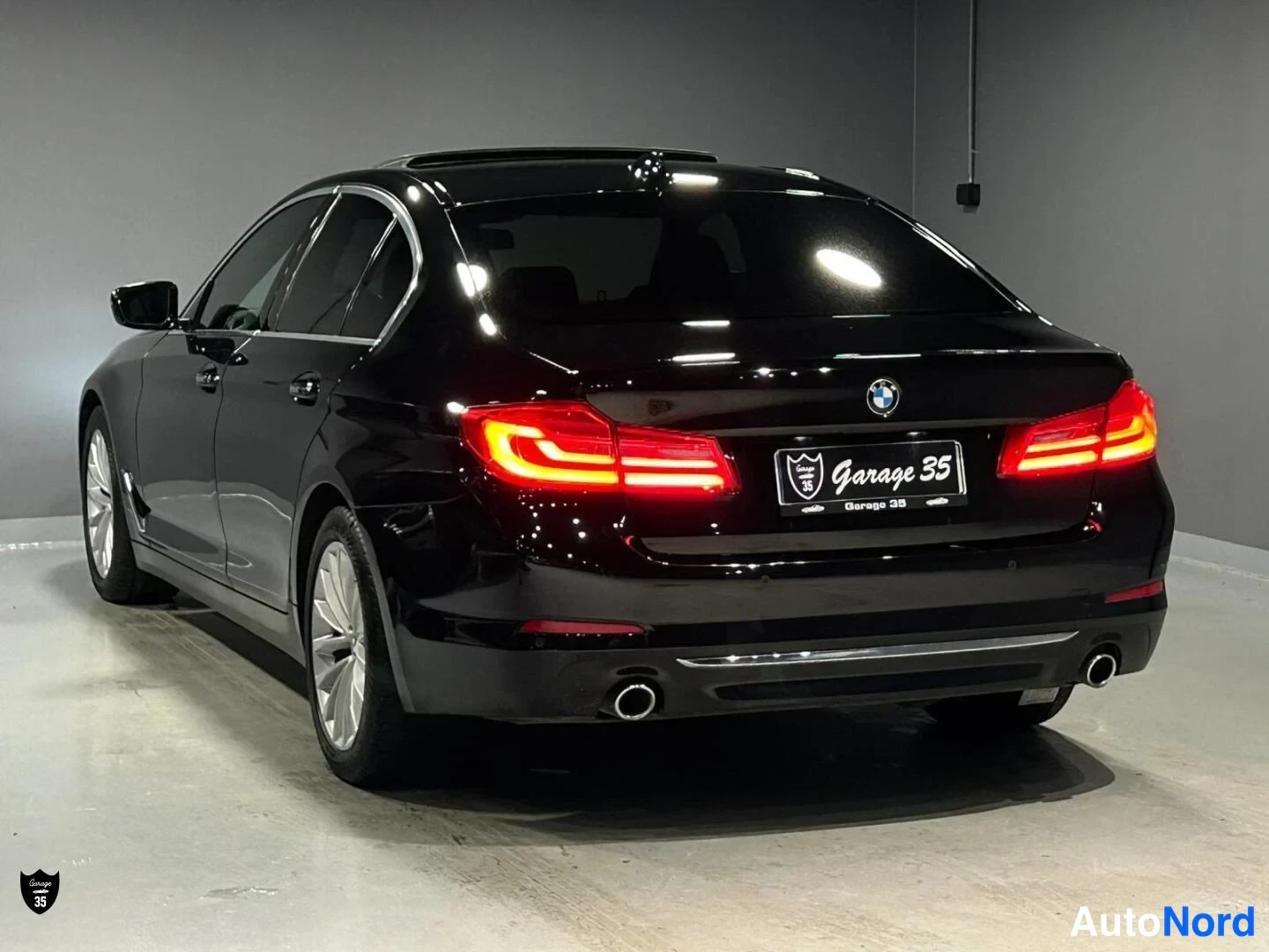 Musta BMW 530d xDrive 2017, takaviisto, kuva 7